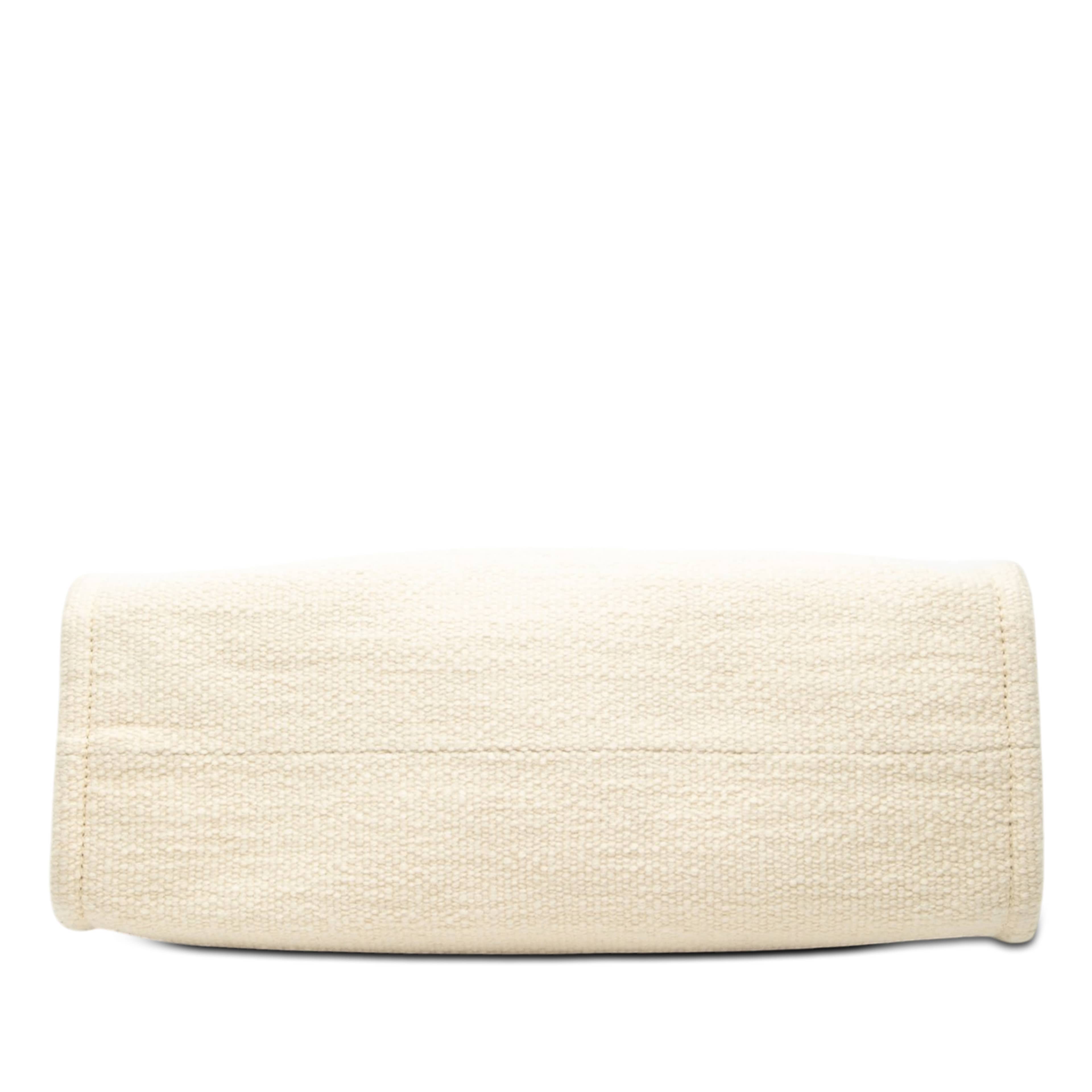 Celine Canvas Plein Soleil Square Cabas Tote, från Luxclusif, i färgen beige. Klicka för att öppna bilden i stort format