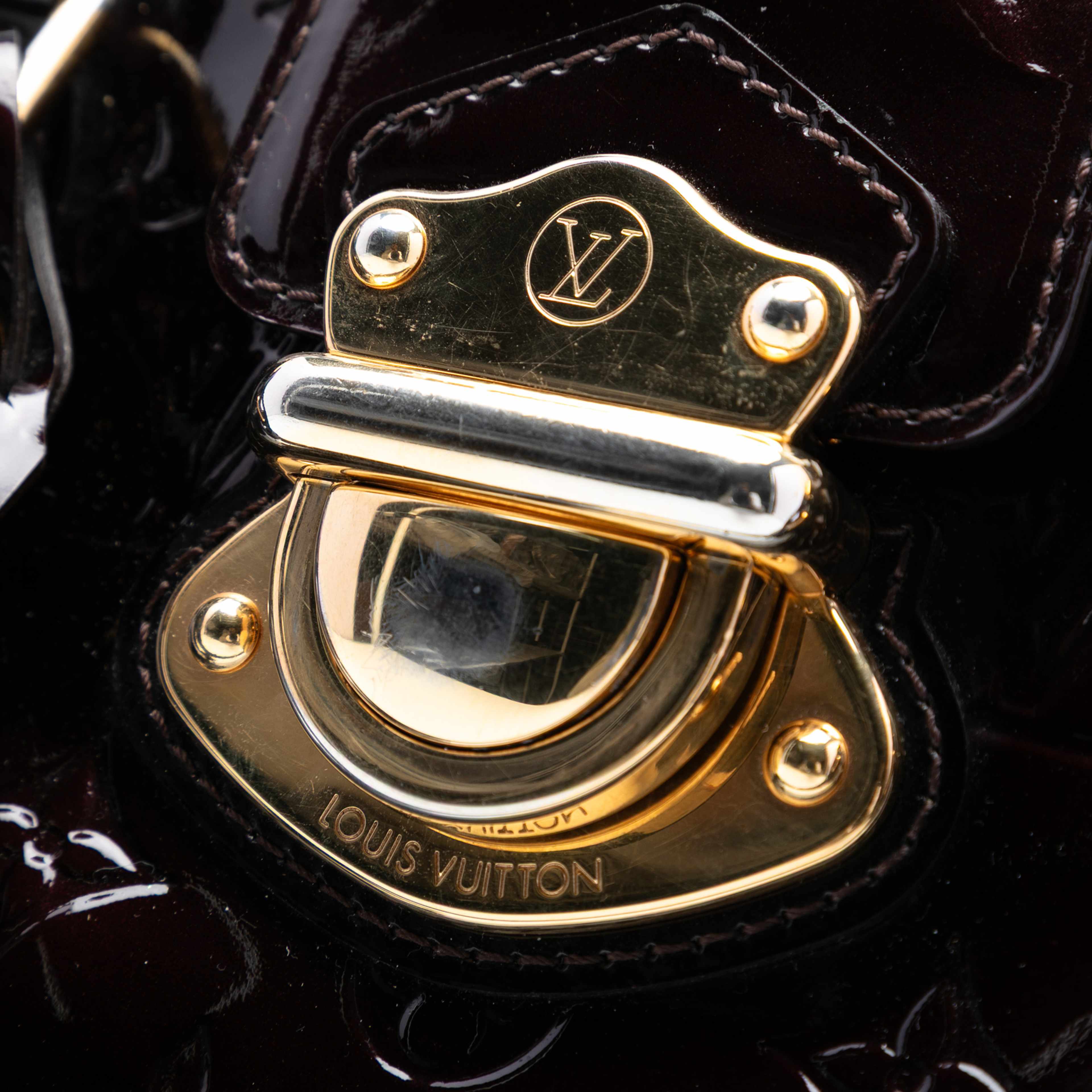 Louis Vuitton Monogram Vernis Melrose Avenue, från Luxclusif, i färgen purple. Klicka för att öppna bilden i stort format