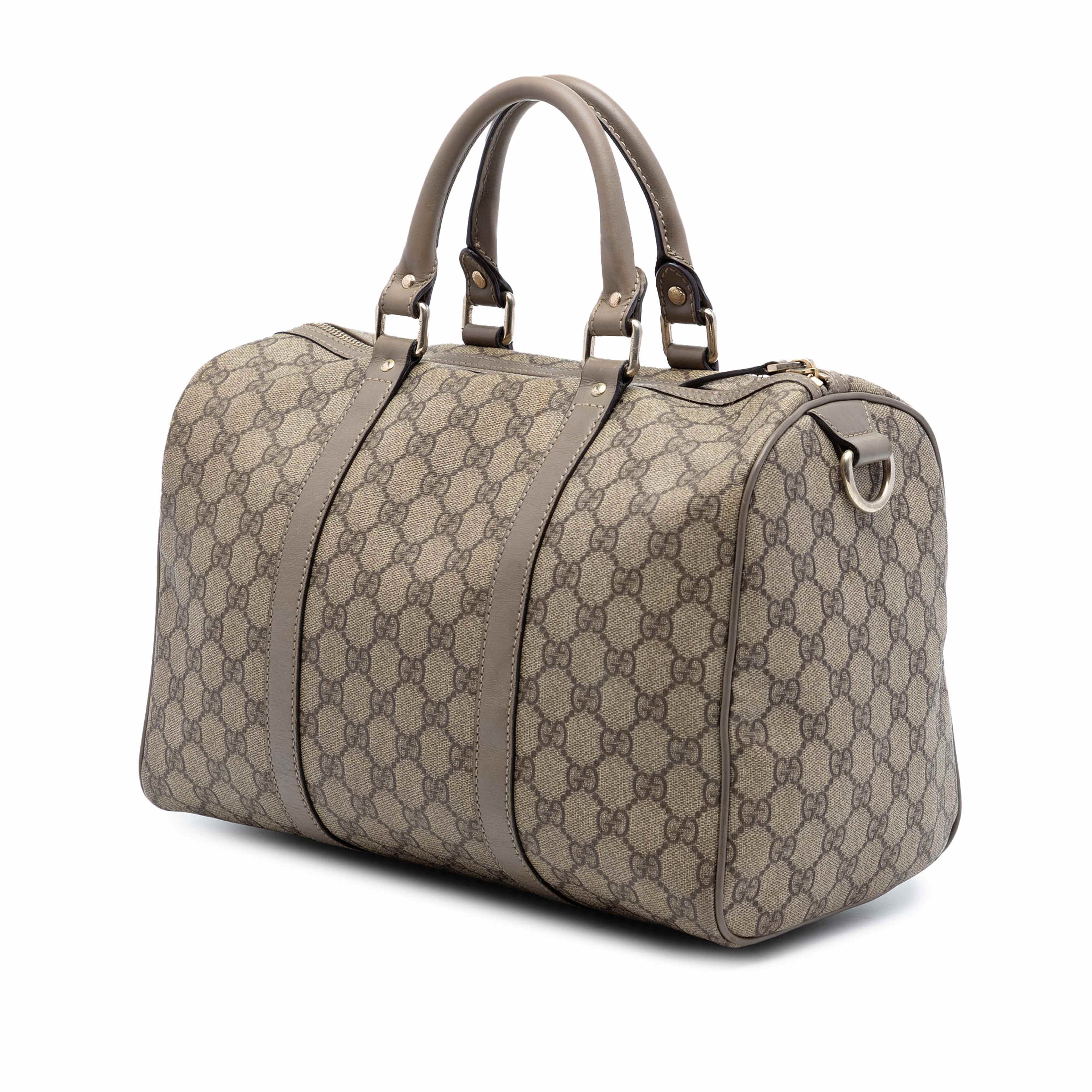 Gucci Medium Gg Supreme Joy Boston Bag, från Luxclusif, i färgen beige. Klicka för att öppna bilden i stort format