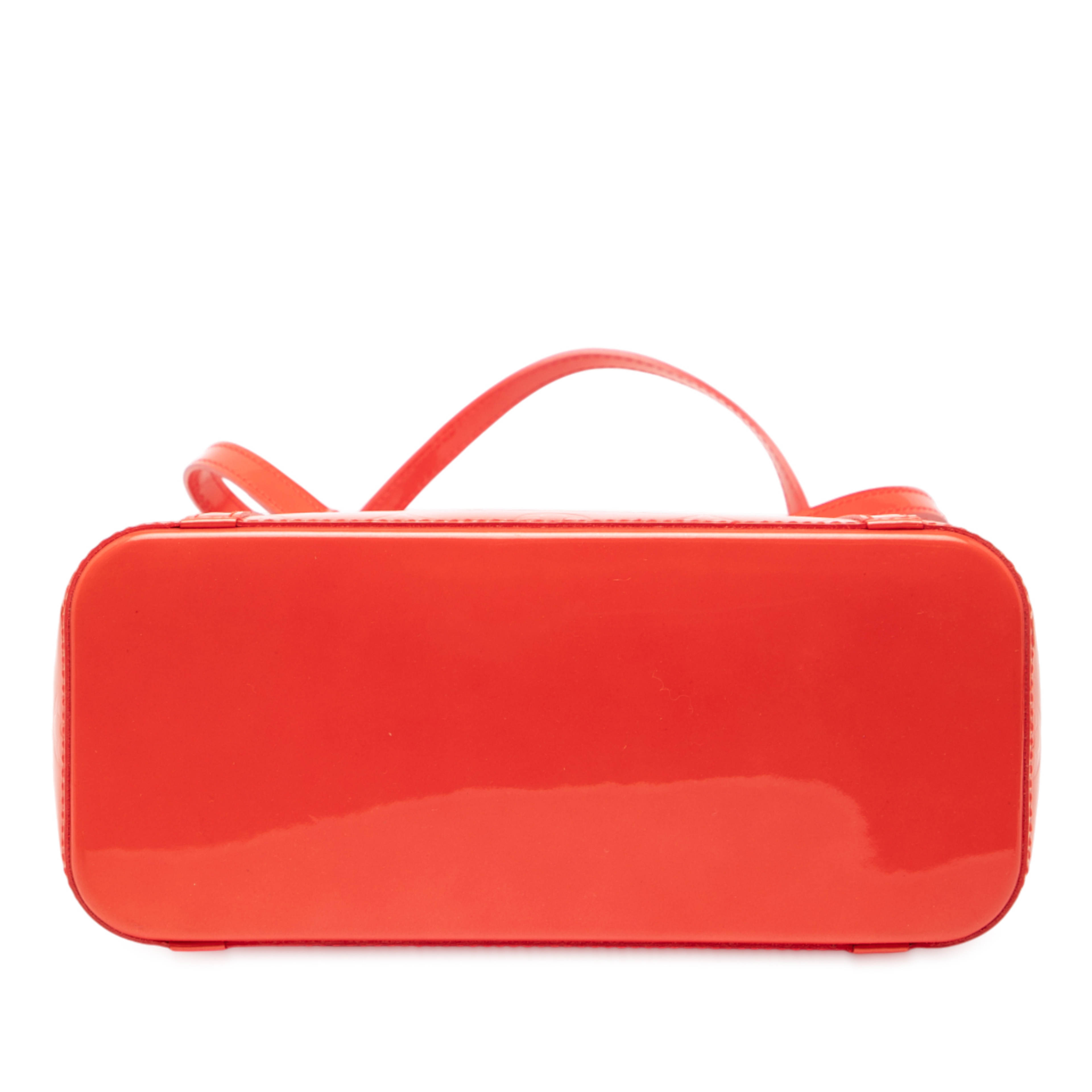 Louis Vuitton Monogram Vernis Avalon Mm, från Luxclusif, i färgen red. Klicka för att öppna bilden i stort format