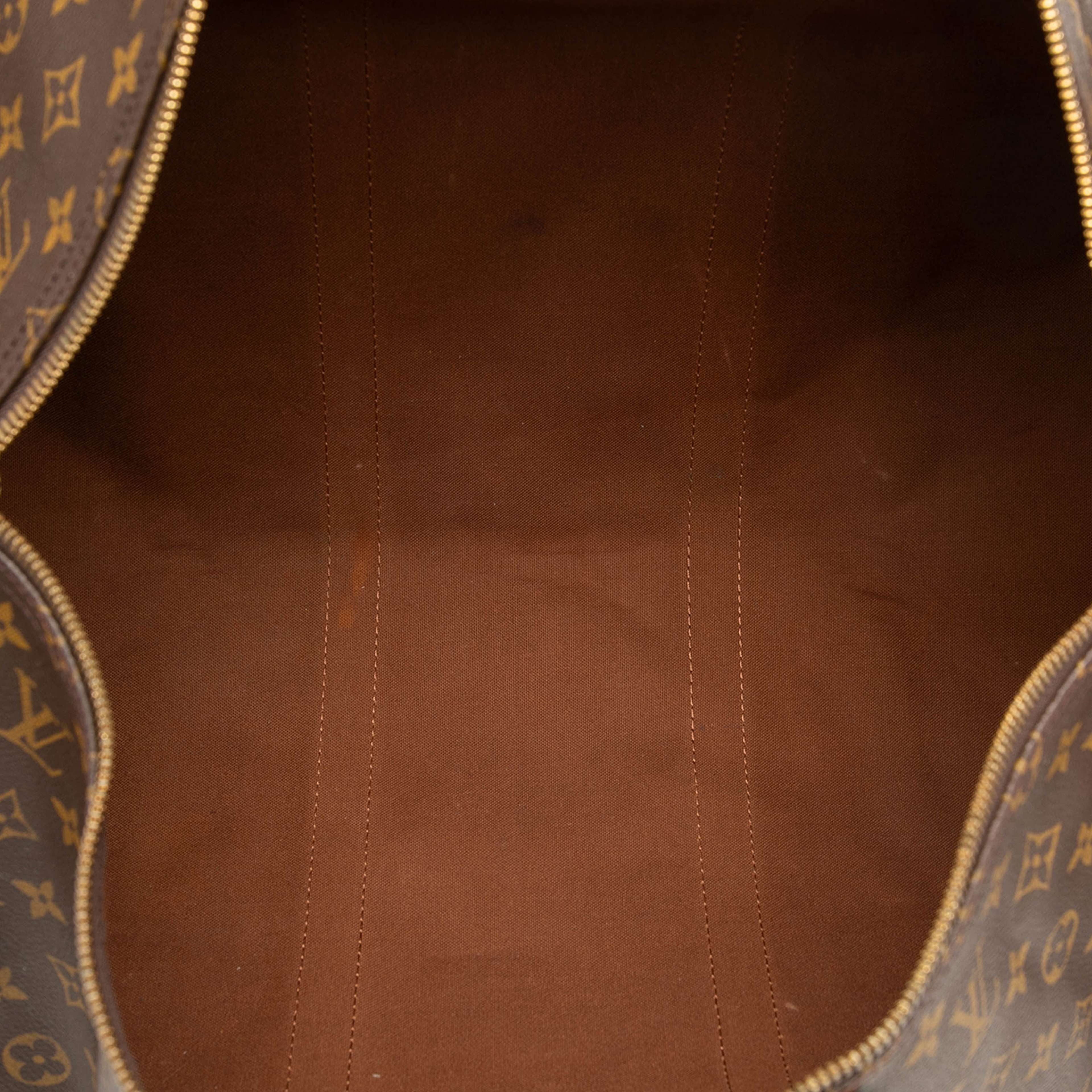 Louis Vuitton Monogram Keepall 50, från Luxclusif, i färgen brun. Klicka för att öppna bilden i stort format