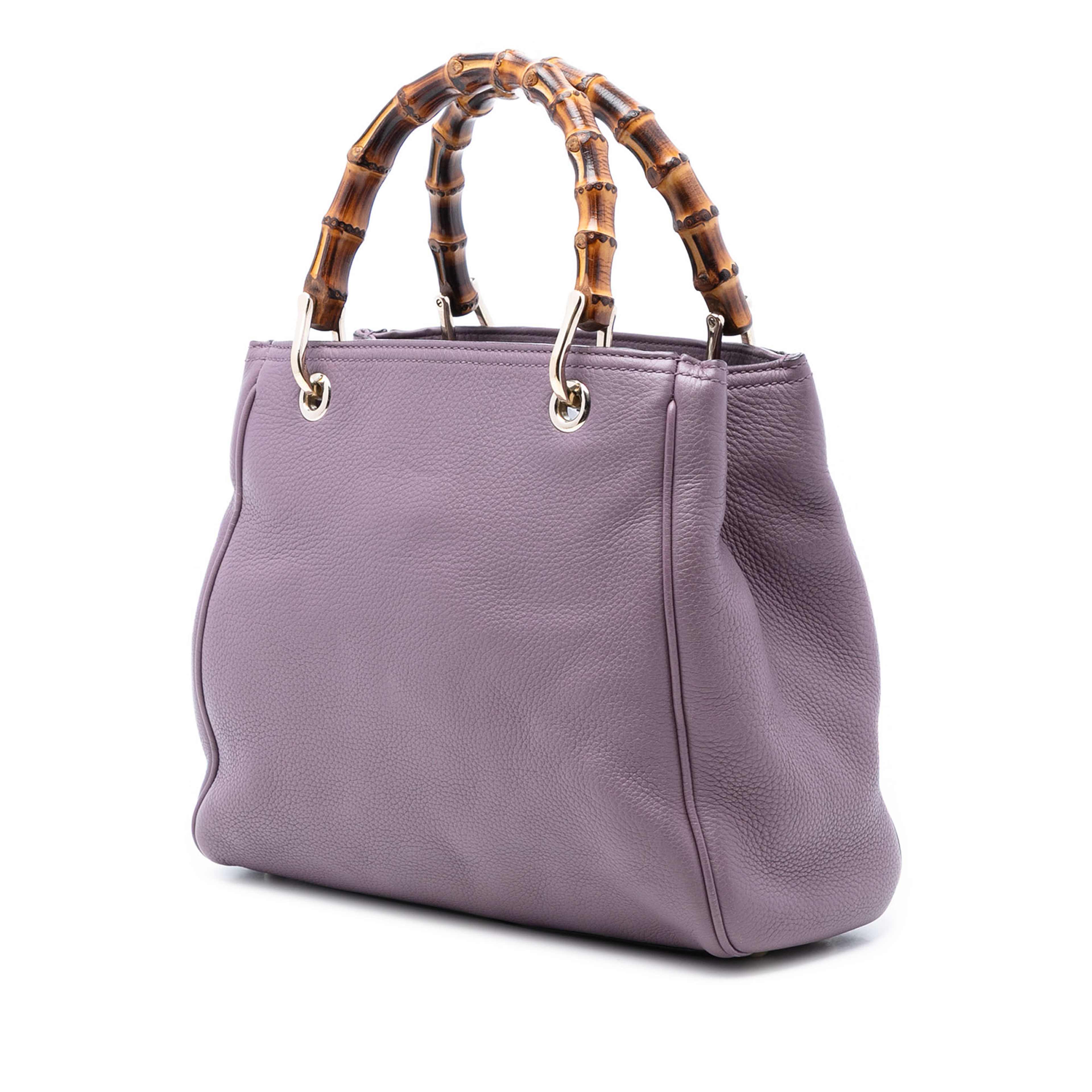 Gucci Small Calfskin Bamboo Shopper Satchel, från Luxclusif, i färgen purpur. Klicka för att öppna bilden i stort format