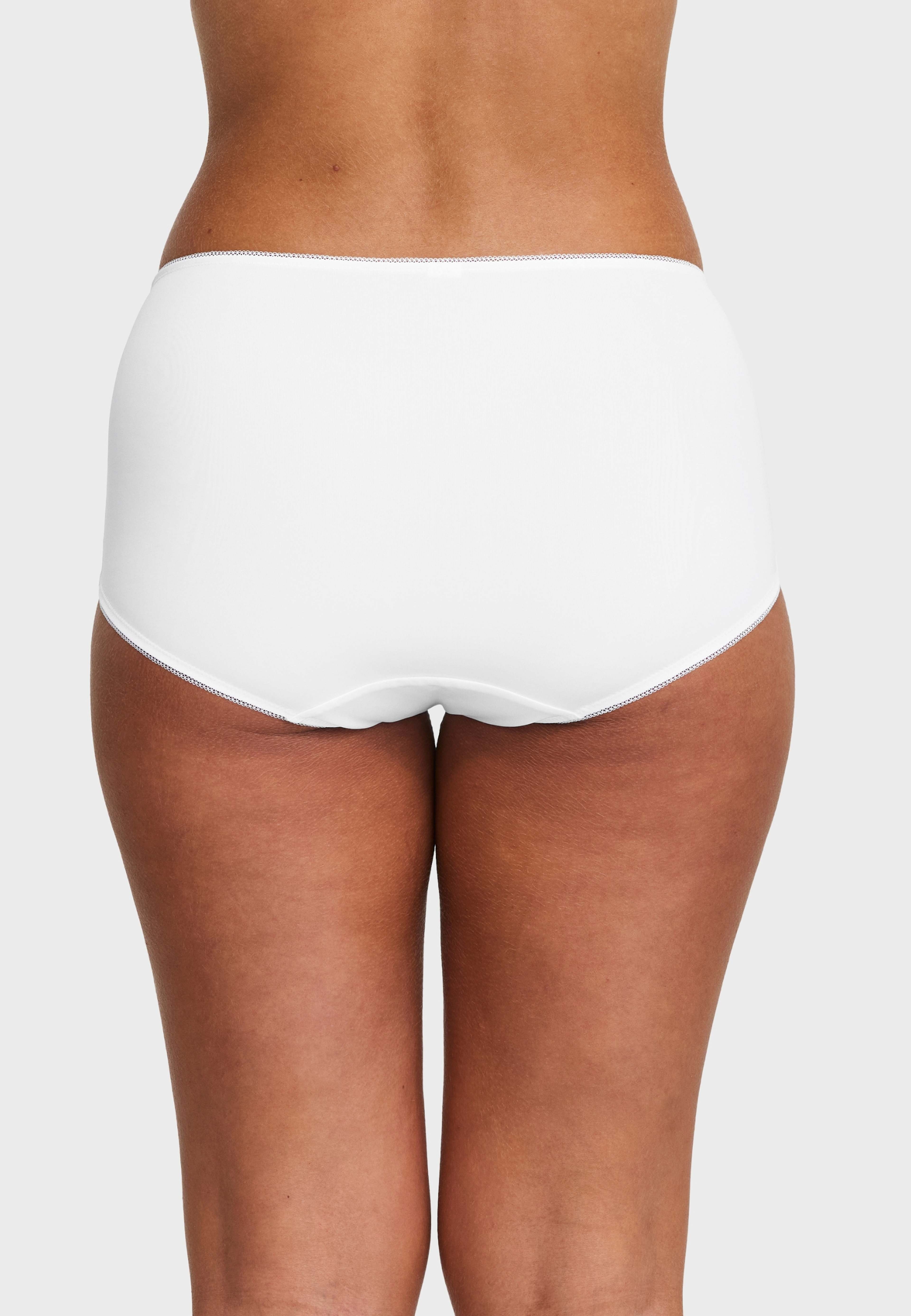 Soft Lace Maxitrosa, från Swegmark, i färgen white. Klicka för att öppna bilden i stort format