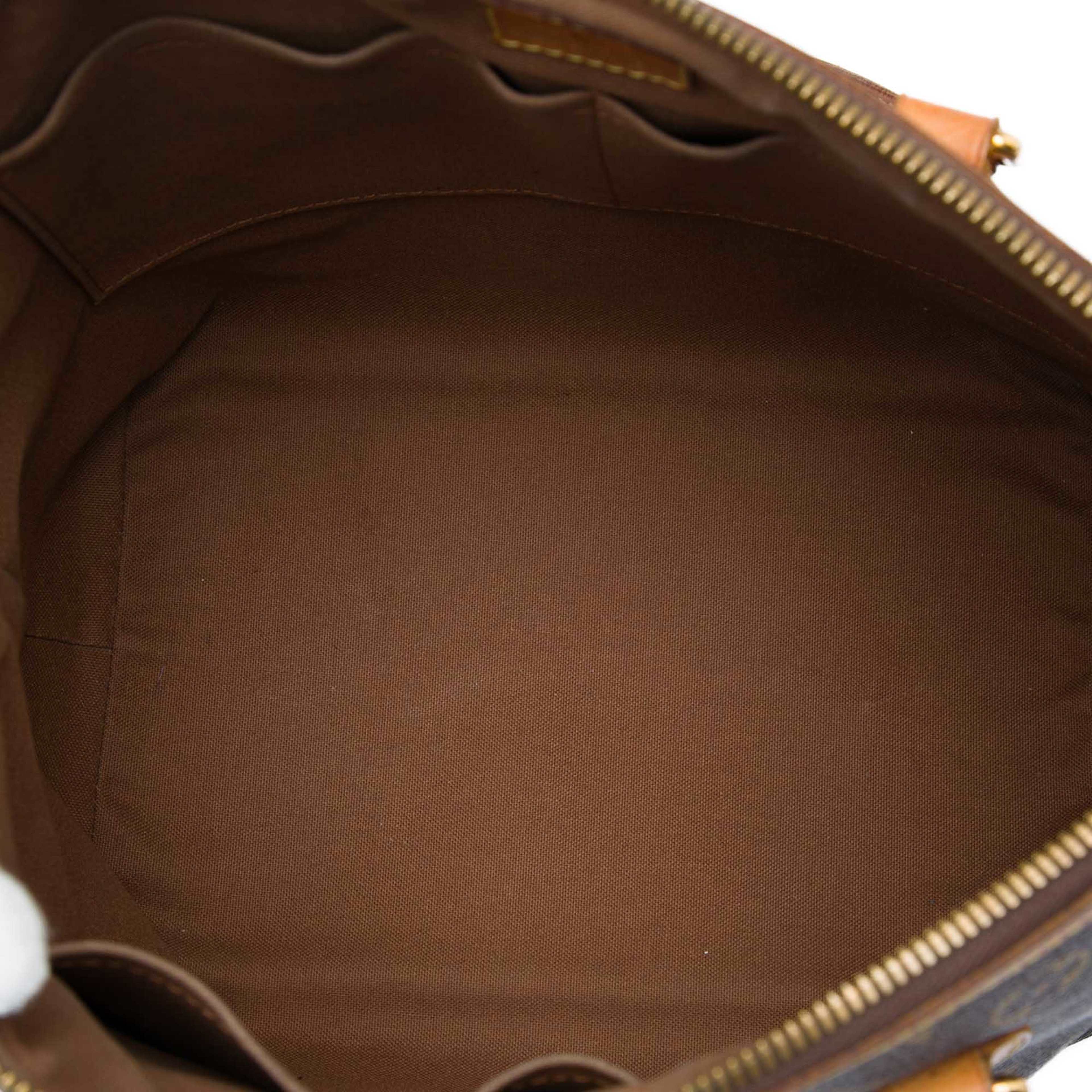 Louis Vuitton Monogram Palermo Pm, från Luxclusif, i färgen brun. Klicka för att öppna bilden i stort format