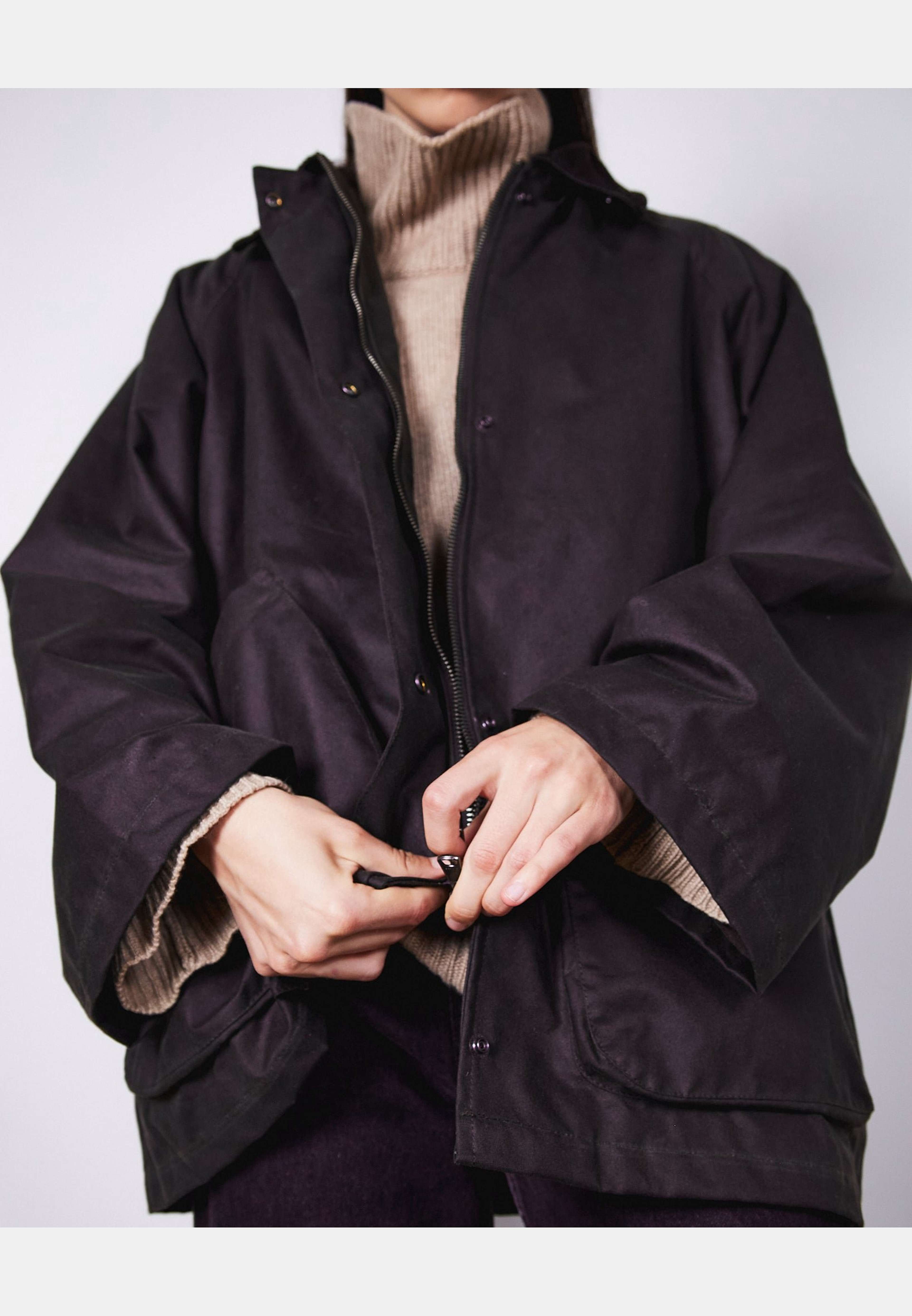 Davonna, från Brixtol Textiles, i färgen brown. Klicka för att öppna bilden i stort format