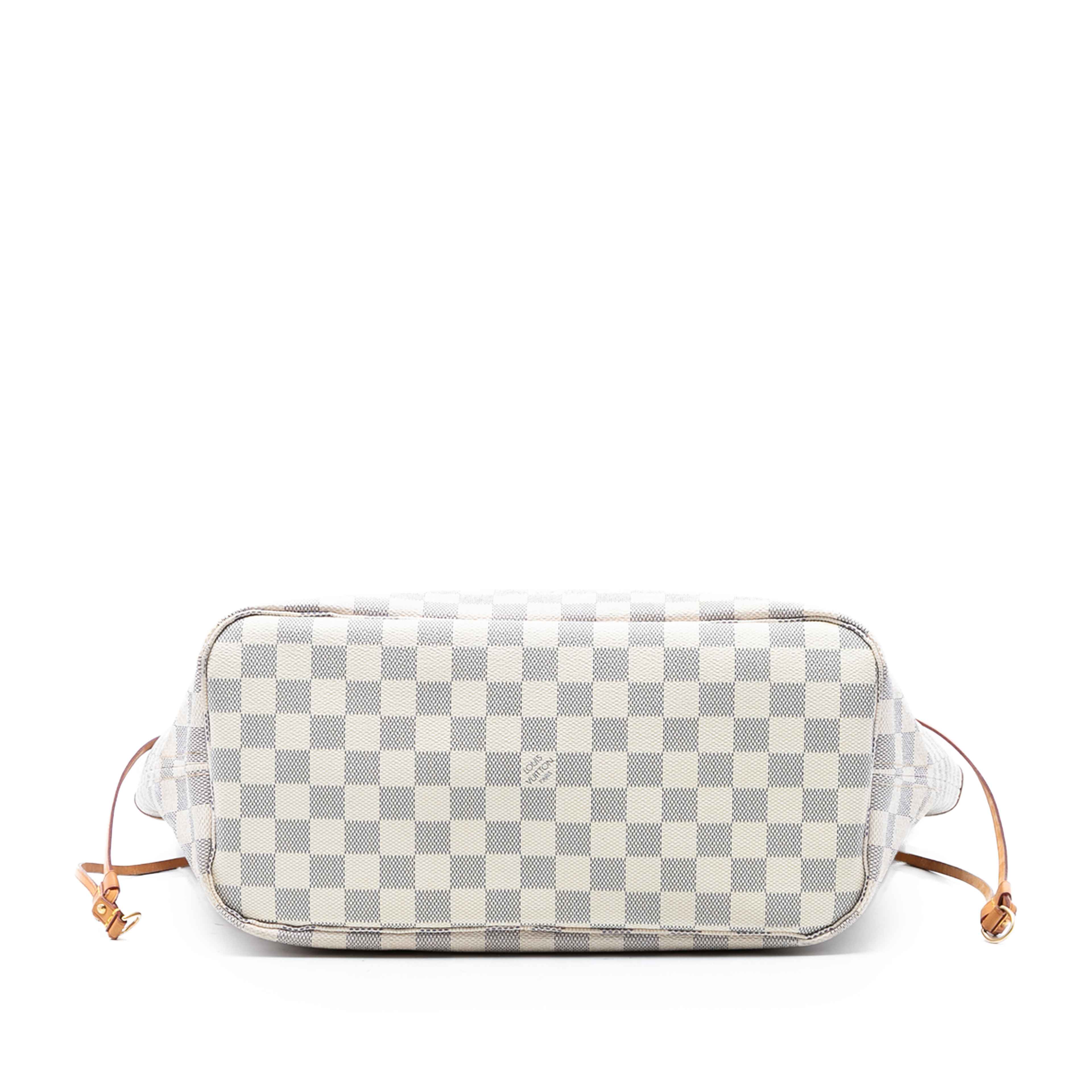 Louis Vuitton Damier Azur Neverfull Mm, från Luxclusif, i färgen vit. Klicka för att öppna bilden i stort format