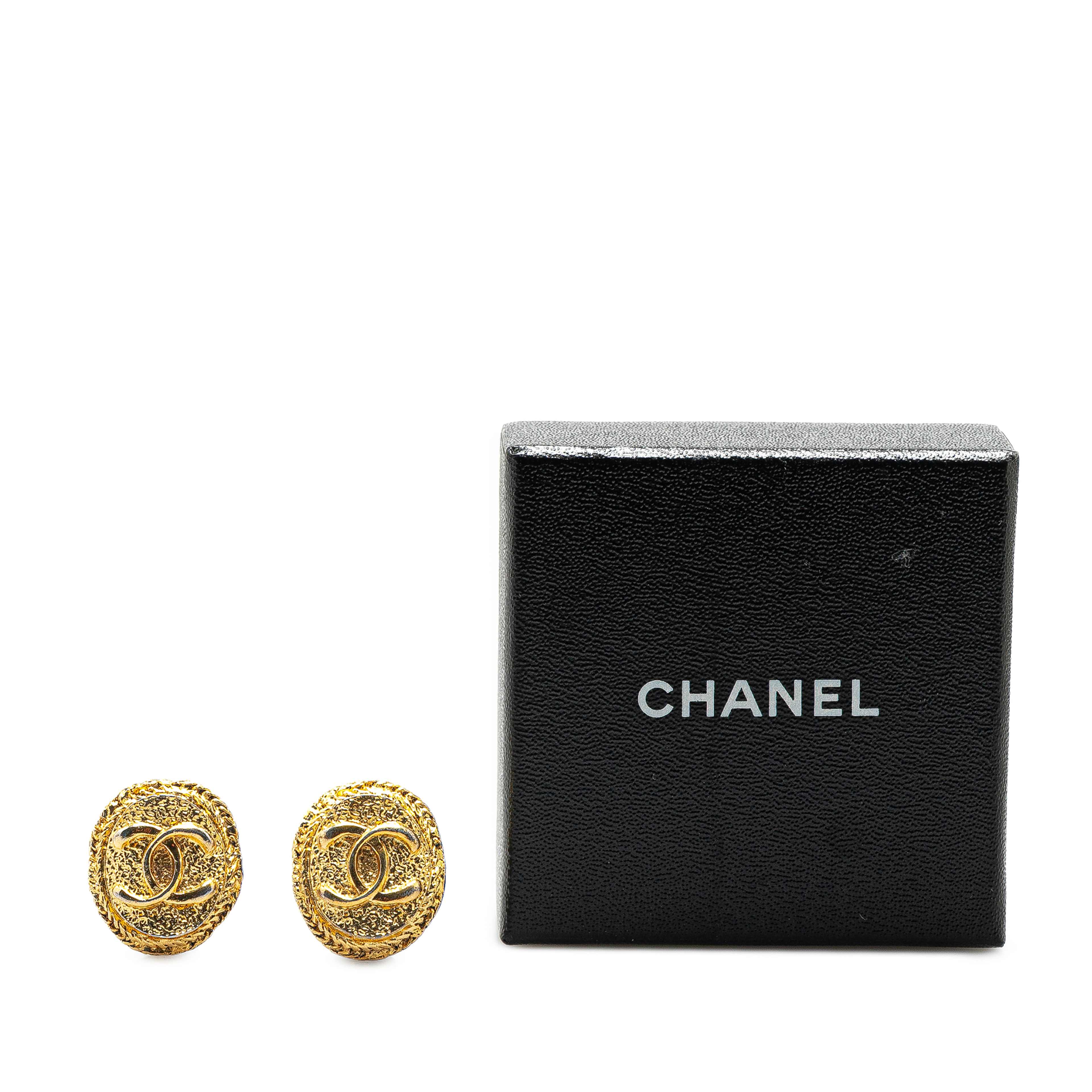 Chanel Gold Plated Cc Round Clip On Earrings