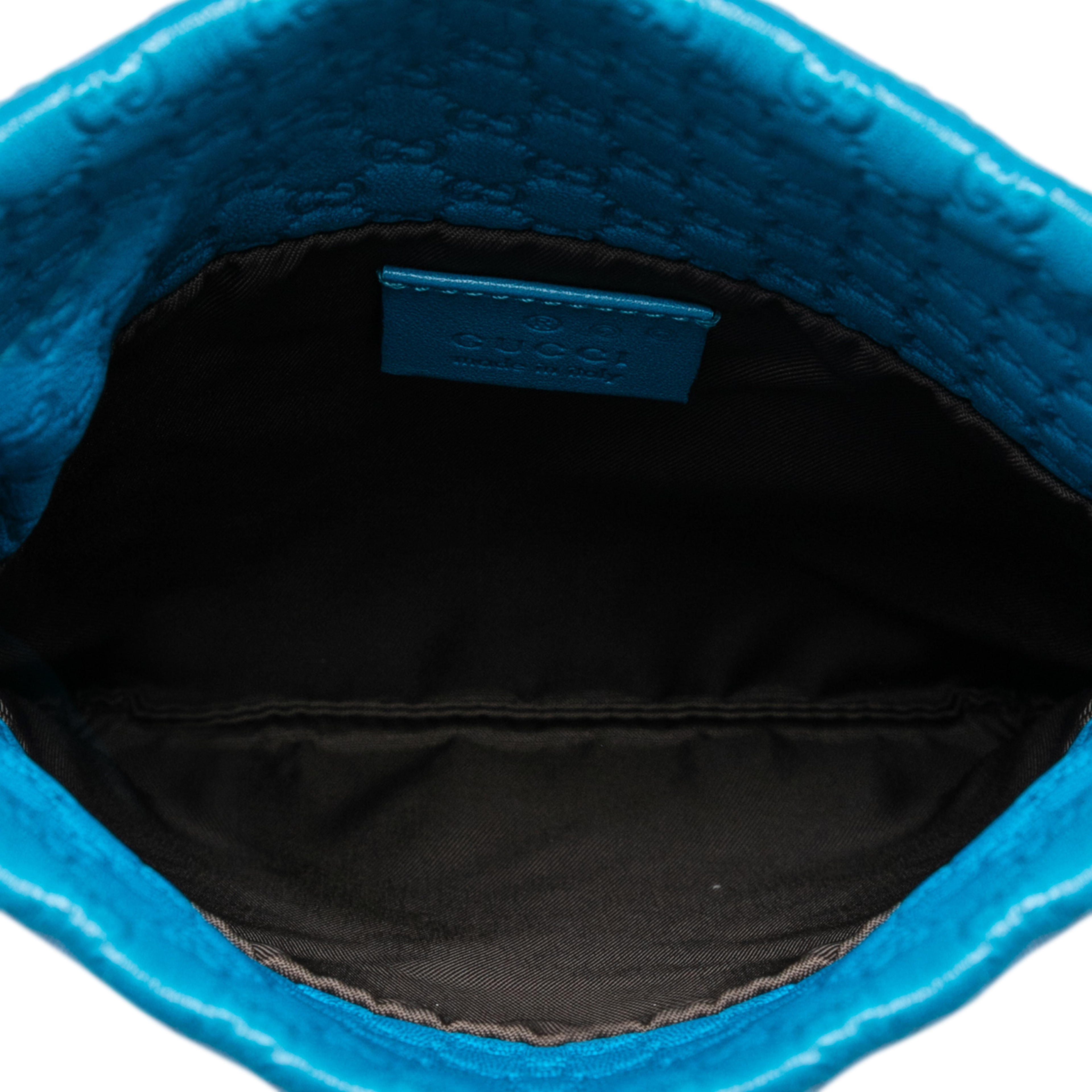 Gucci Microguccissima Drawstring Pouch, från Luxclusif, i färgen blue. Klicka för att öppna bilden i stort format