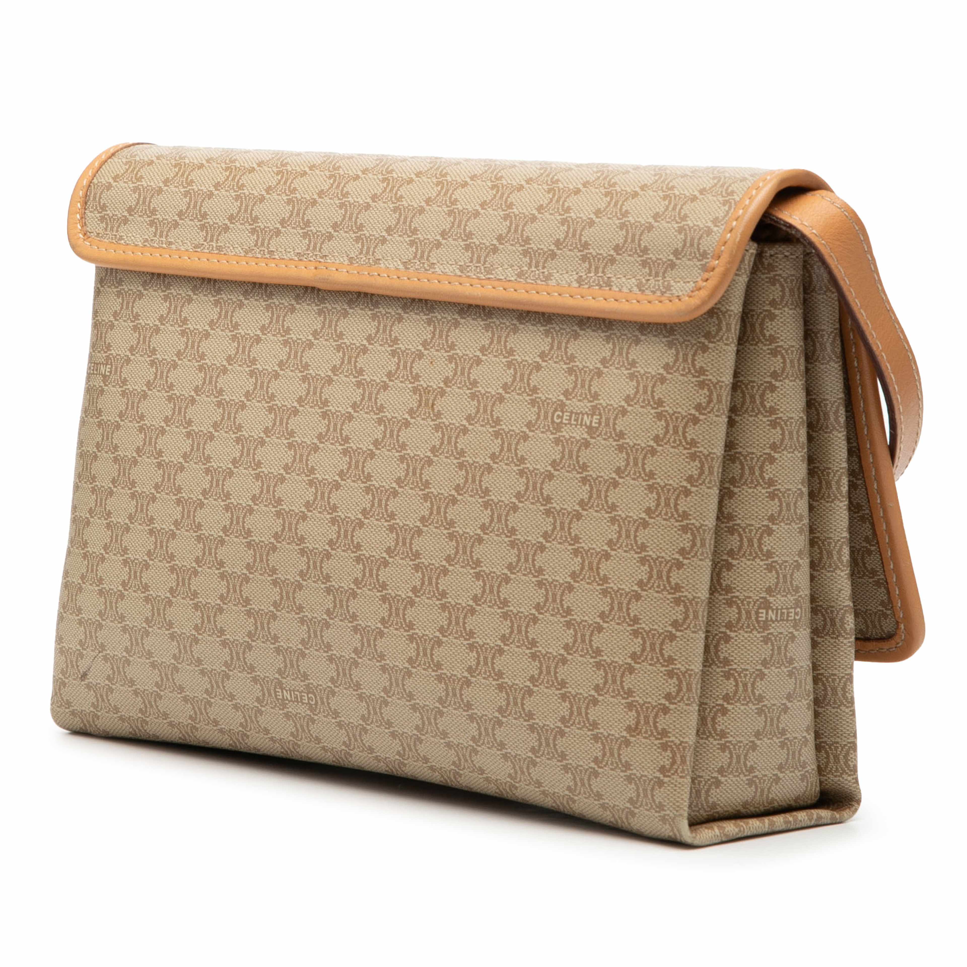 Celine Macadam Coated Canvas Crossbody, från Luxclusif, i färgen beige. Klicka för att öppna bilden i stort format