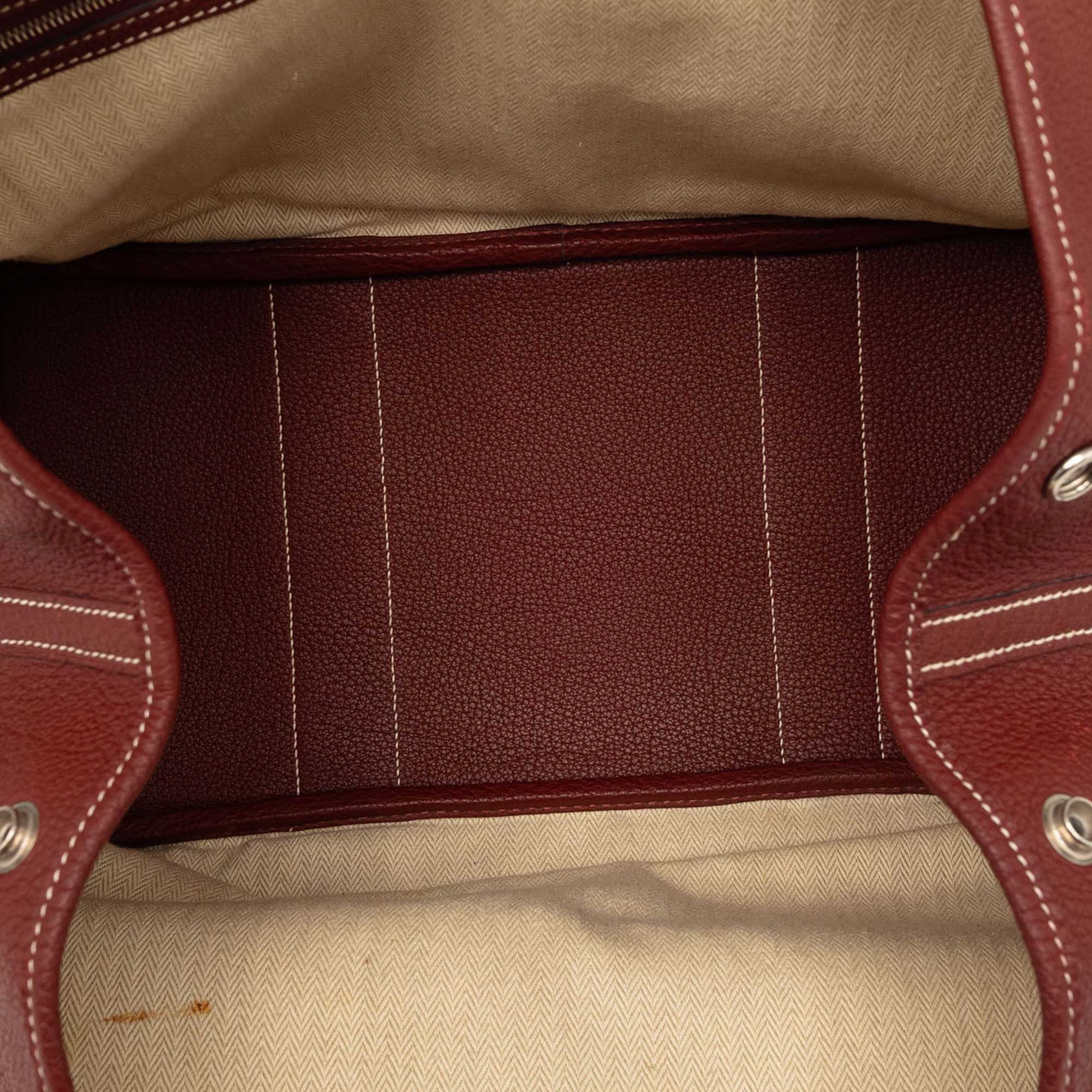 Hermès Negonda Garden Party 36, från Luxclusif, i färgen burgundy. Klicka för att öppna bilden i stort format