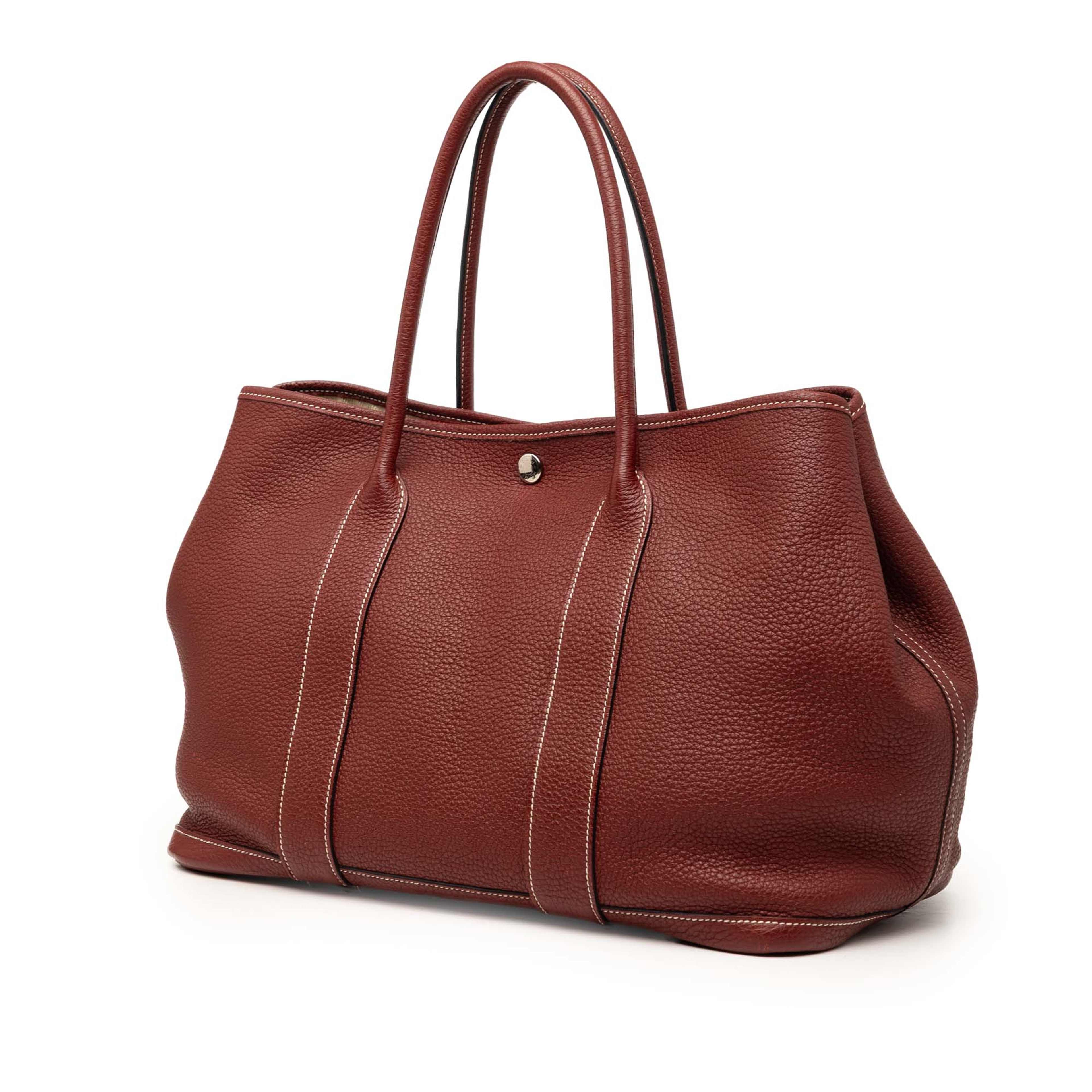 Hermès Negonda Garden Party 36, från Luxclusif, i färgen burgundy. Klicka för att öppna bilden i stort format