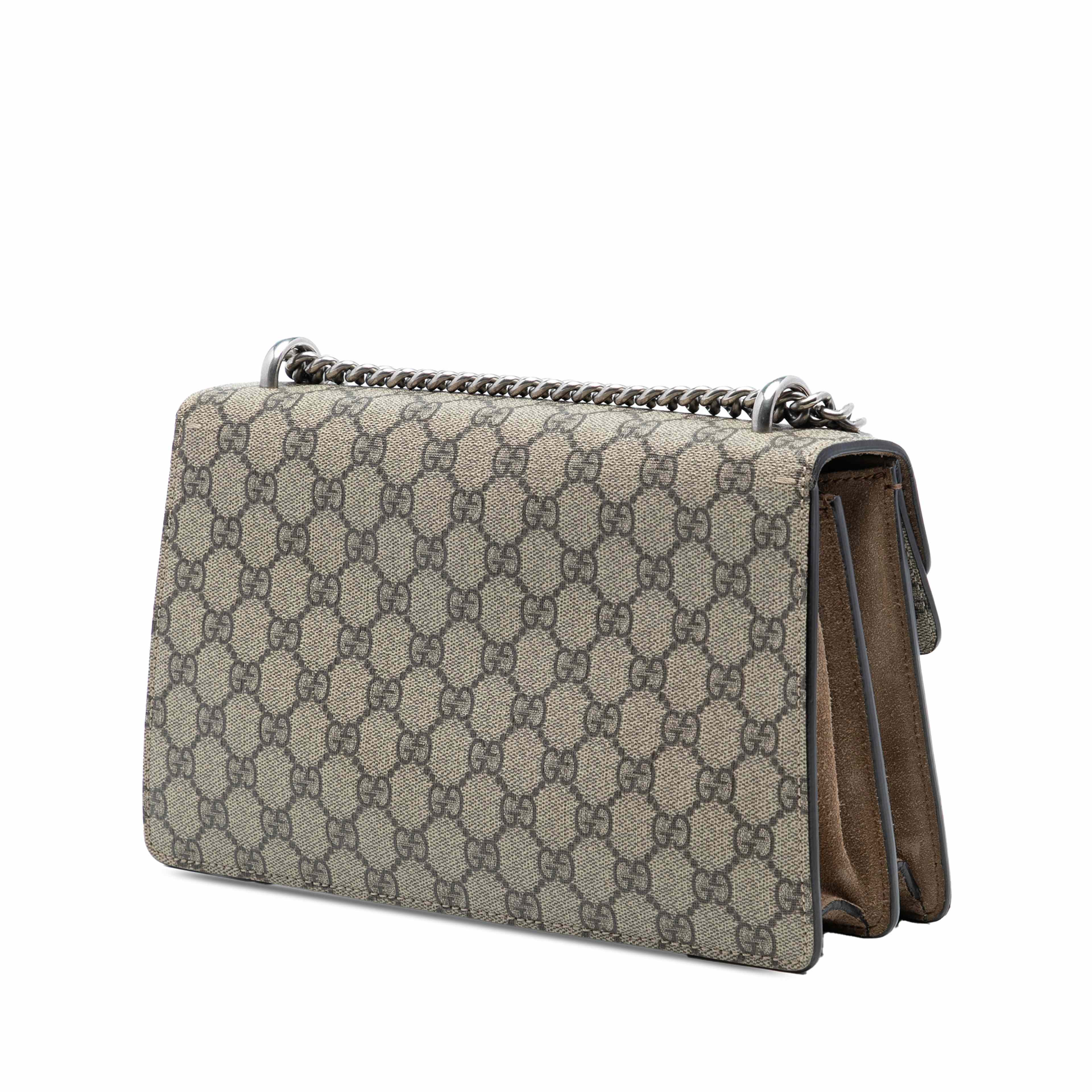 Gucci Medium Gg Supreme Dionysus Shoulder Bag, från Luxclusif, i färgen beige. Klicka för att öppna bilden i stort format