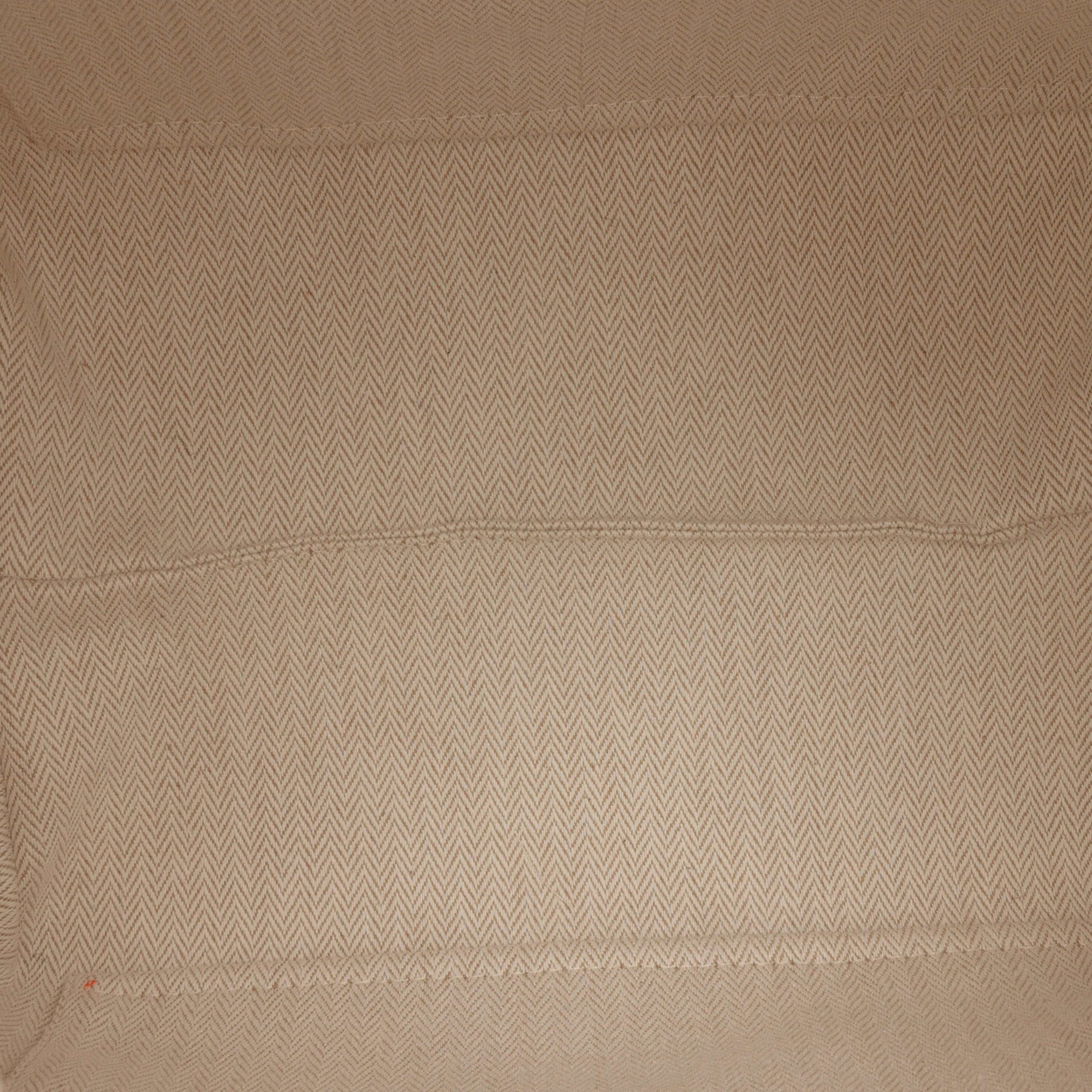 Hermès Small Canvas Bride A Brac Case, från Luxclusif, i färgen dark orange. Klicka för att öppna bilden i stort format