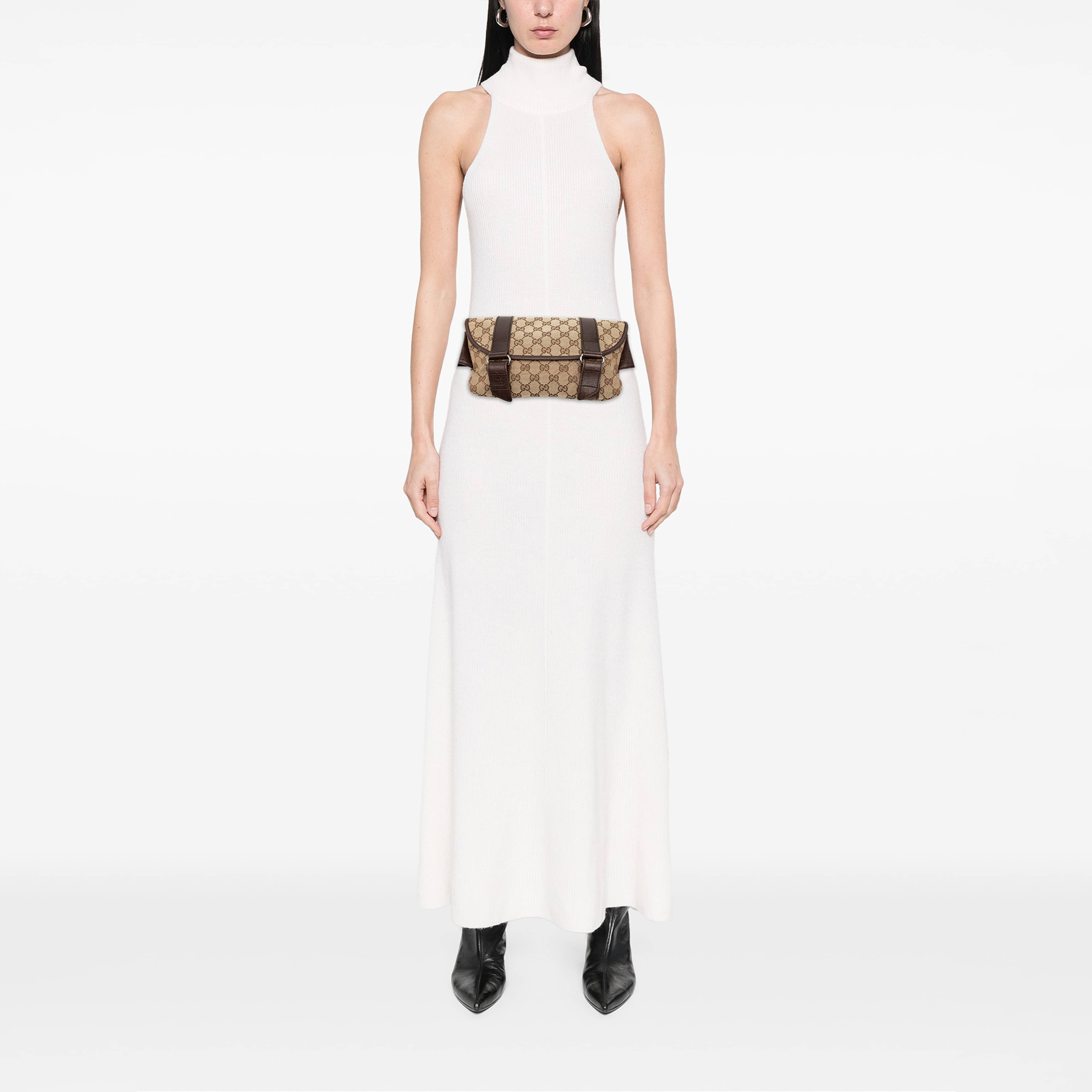 Gucci Gg Canvas Belt Bag, från Luxclusif, i färgen beige. Klicka för att öppna bilden i stort format