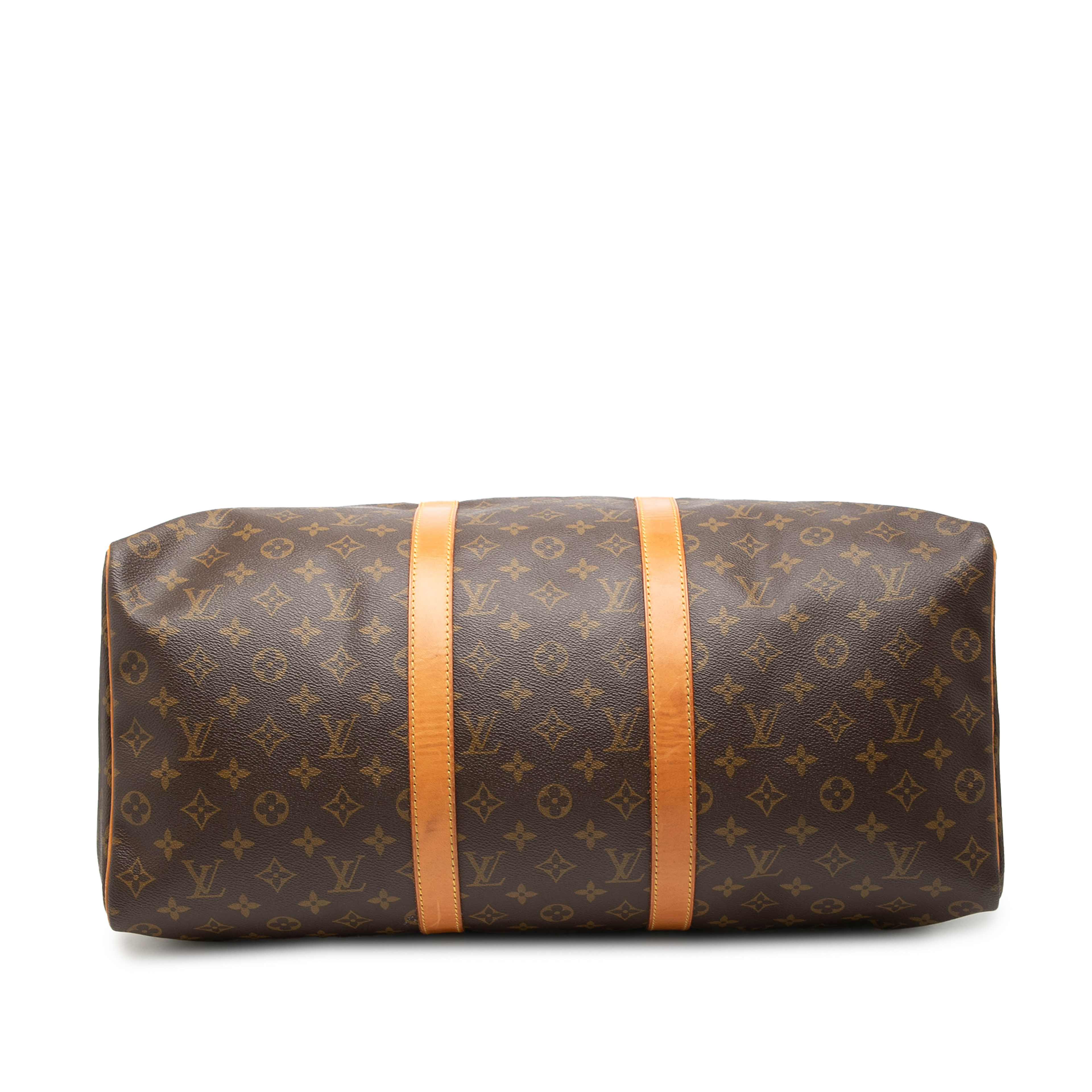 Louis Vuitton Monogram Keepall 50, från Luxclusif, i färgen brun. Klicka för att öppna bilden i stort format