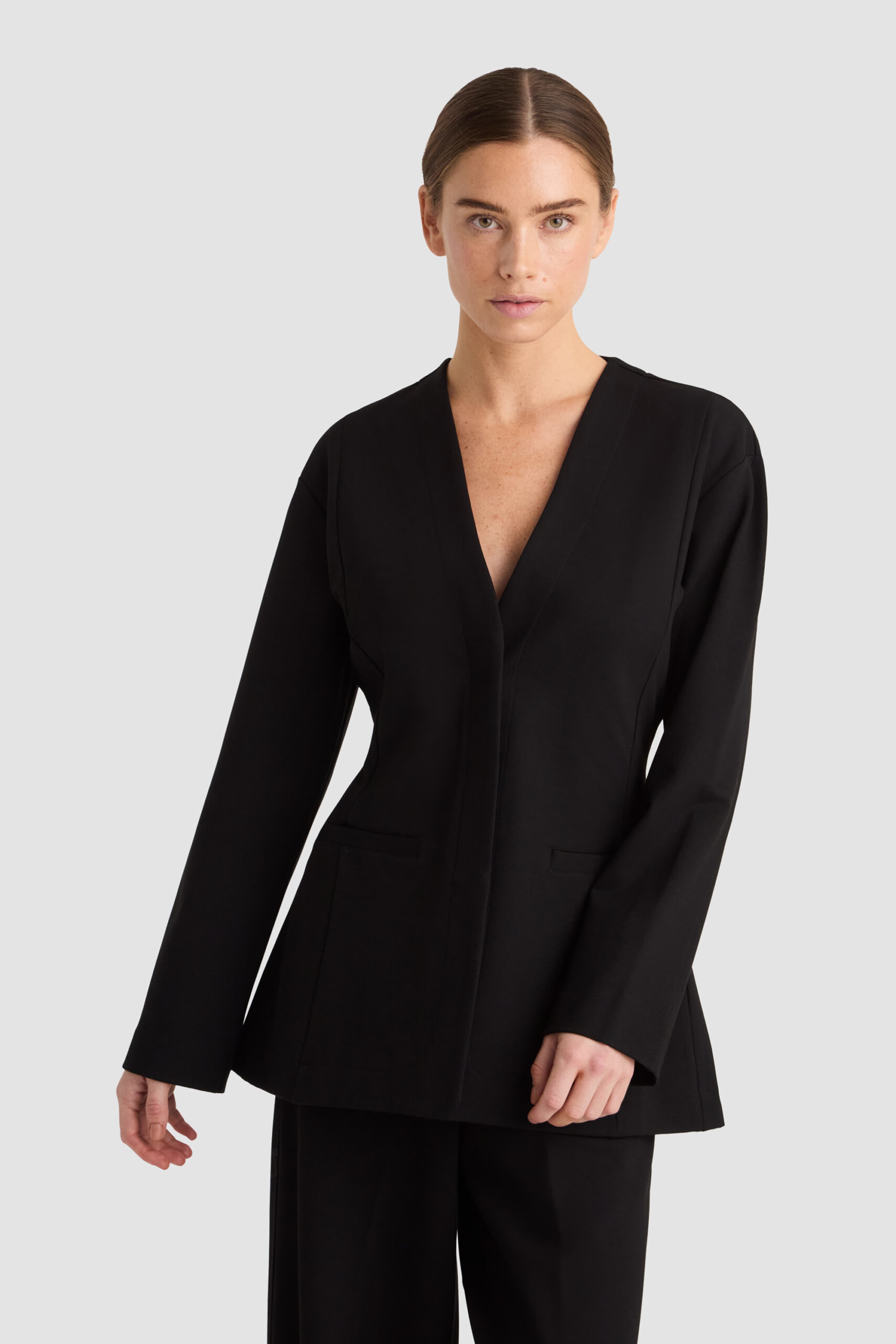 Ama Blazer - Black