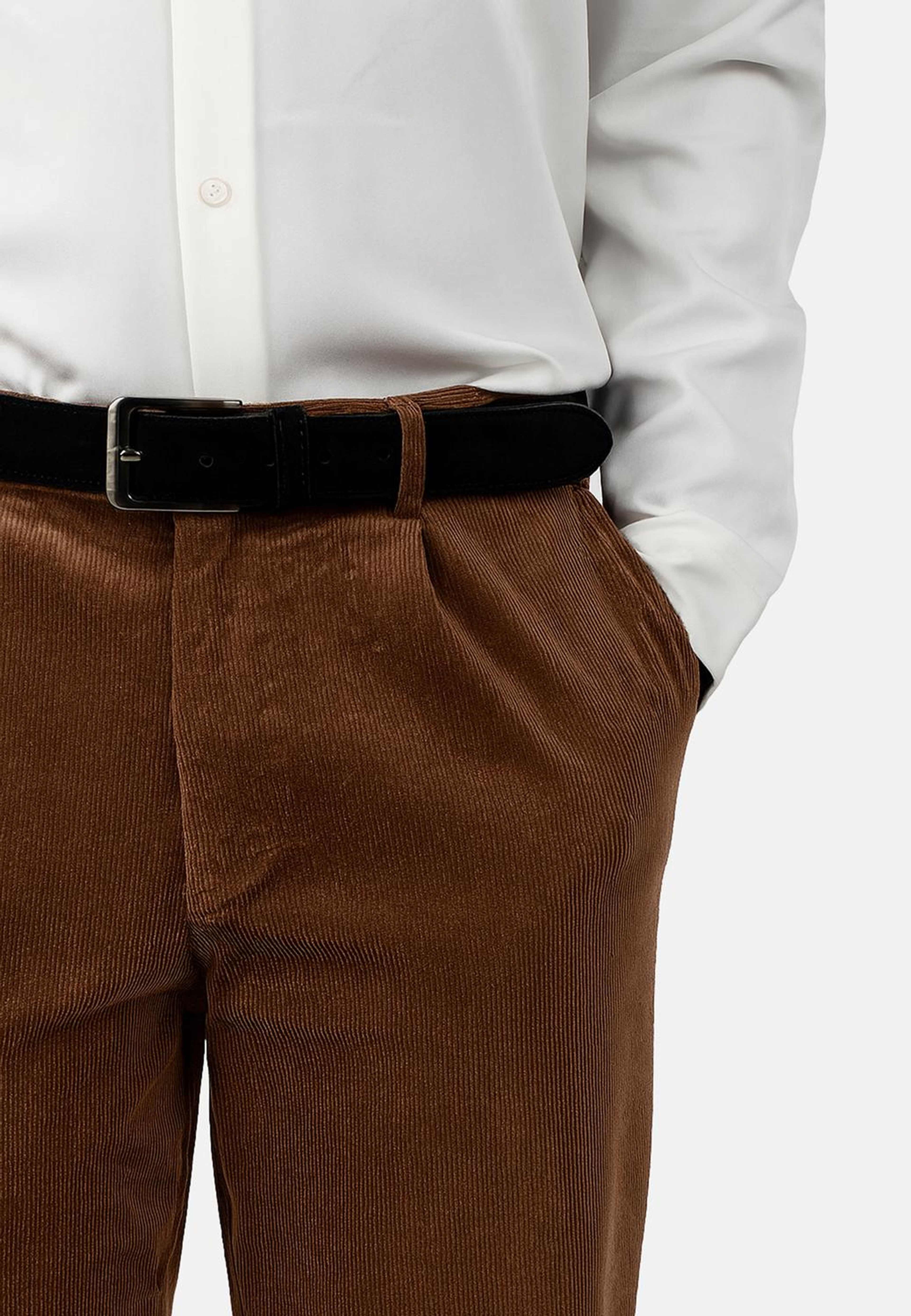 Lou Cord Trousers, från Ciszere, i färgen brown. Klicka för att öppna bilden i stort format