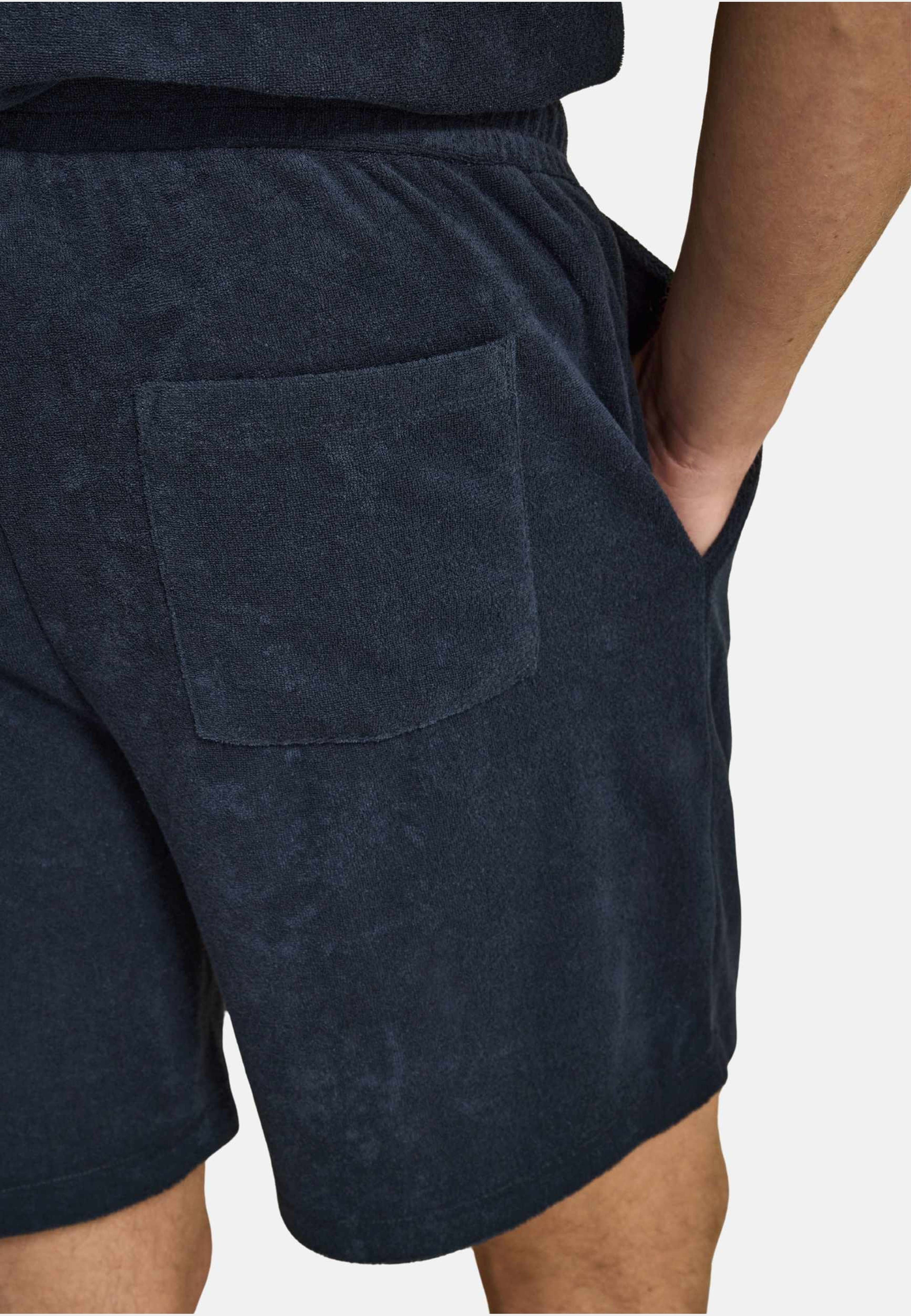 Terry Shorts, från John Henric, i färgen navy blue. Klicka för att öppna bilden i stort format