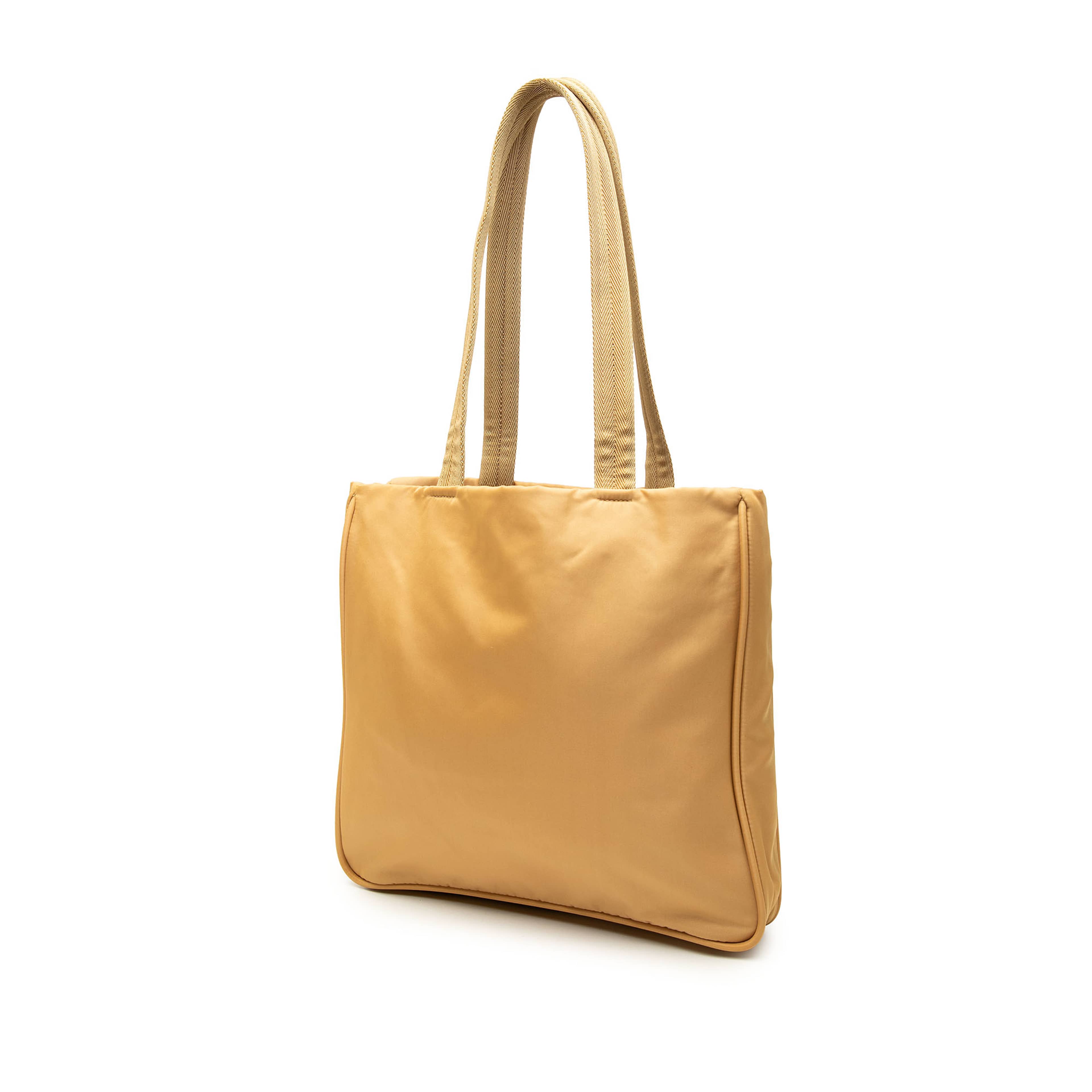Prada Tessuto Tote, från Luxclusif, i färgen brun. Klicka för att öppna bilden i stort format