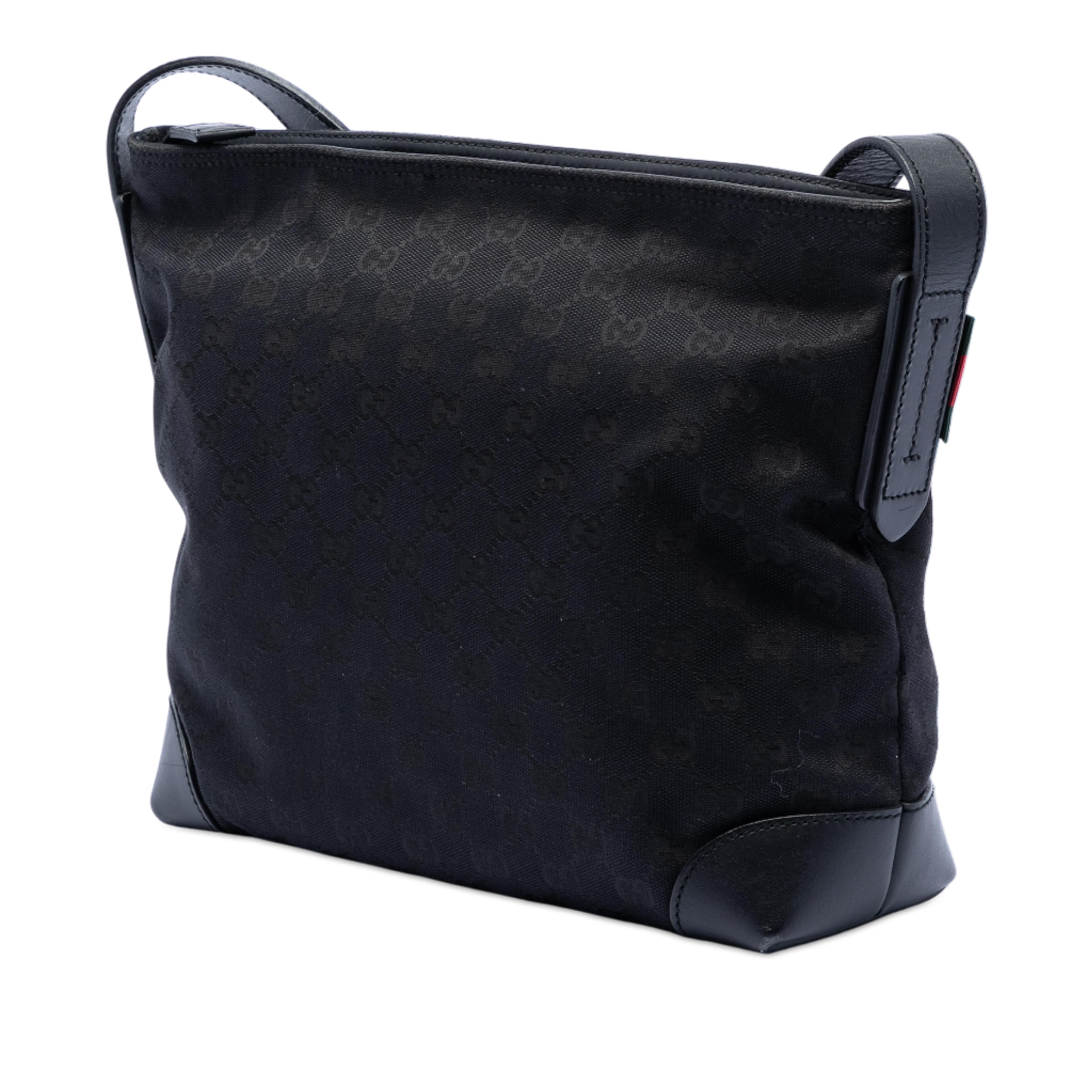 Gucci Gg Canvas Web Crossbody, från Luxclusif, i färgen black. Klicka för att öppna bilden i stort format