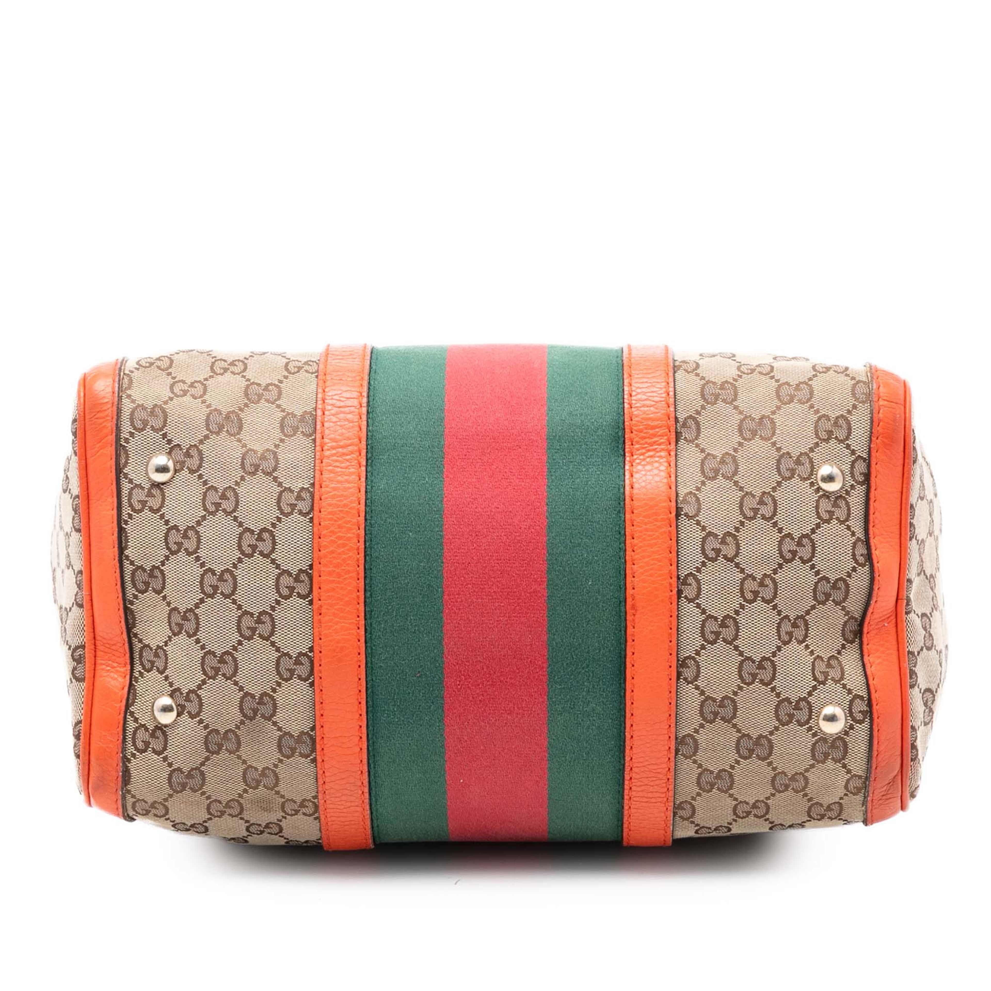 Gucci Medium Gg Canvas Web Joy Boston Bag, från Luxclusif, i färgen beige. Klicka för att öppna bilden i stort format