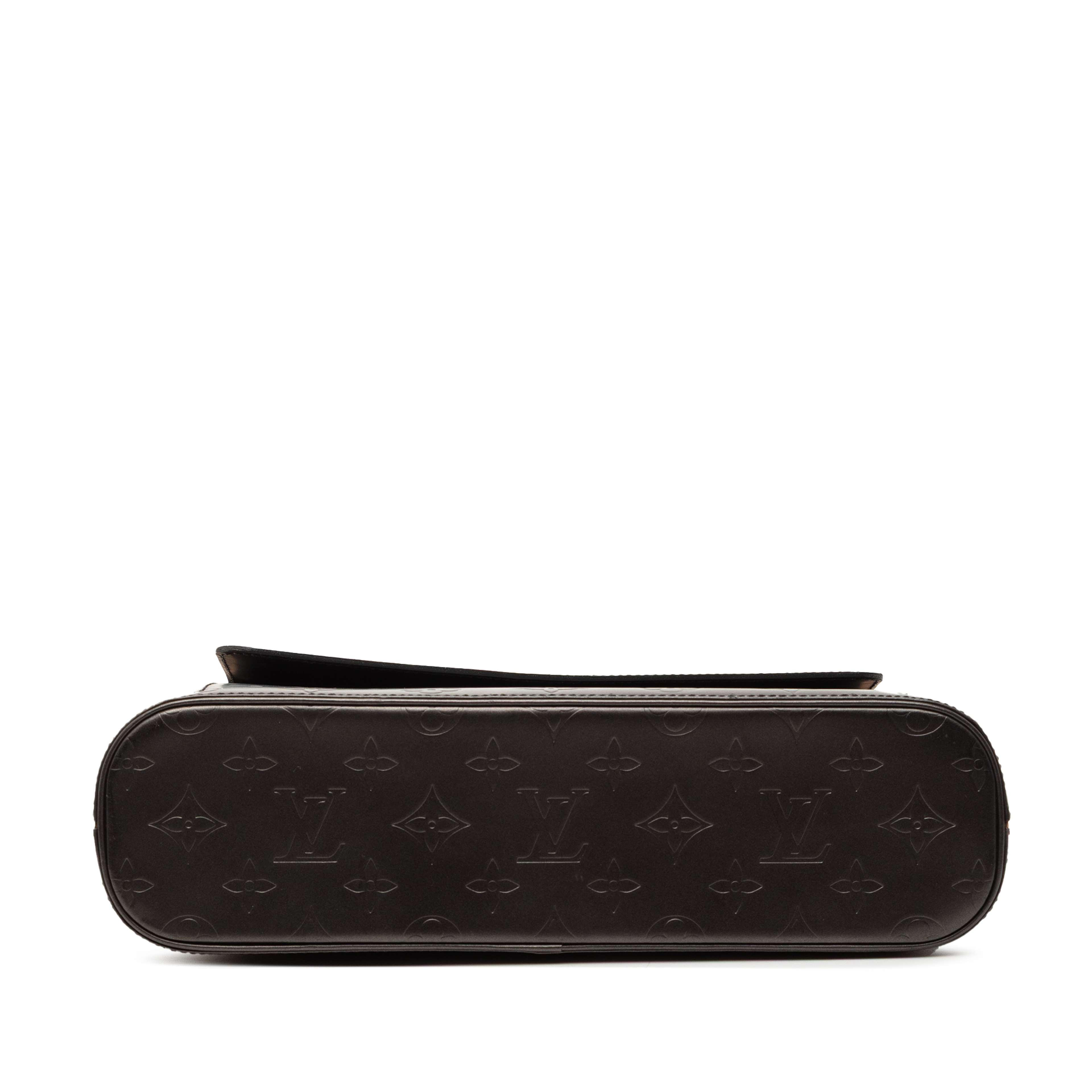 Louis Vuitton Monogram Mat Alston, från Luxclusif, i färgen dark gray. Klicka för att öppna bilden i stort format