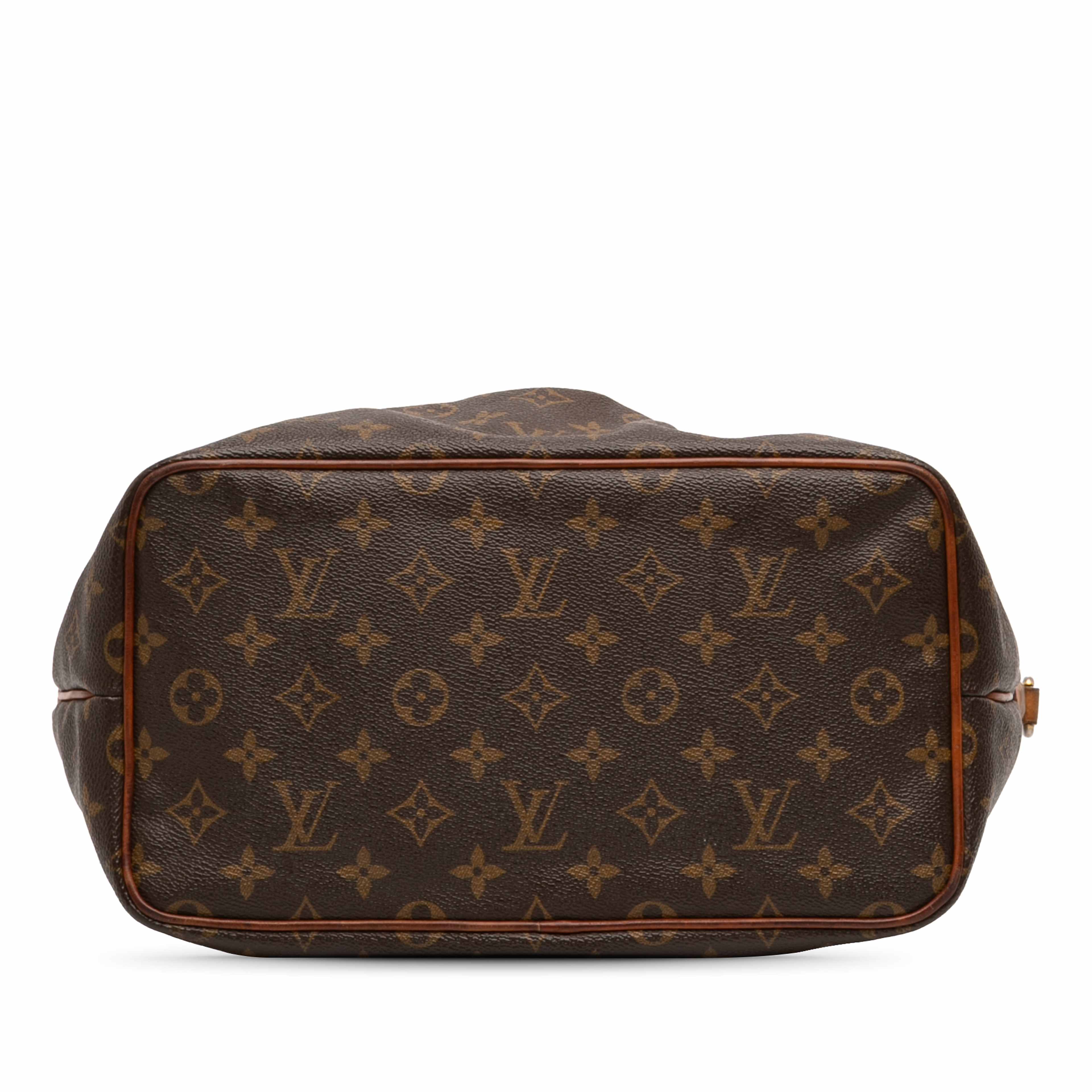 Louis Vuitton Monogram Palermo Pm, från Luxclusif, i färgen brown. Klicka för att öppna bilden i stort format