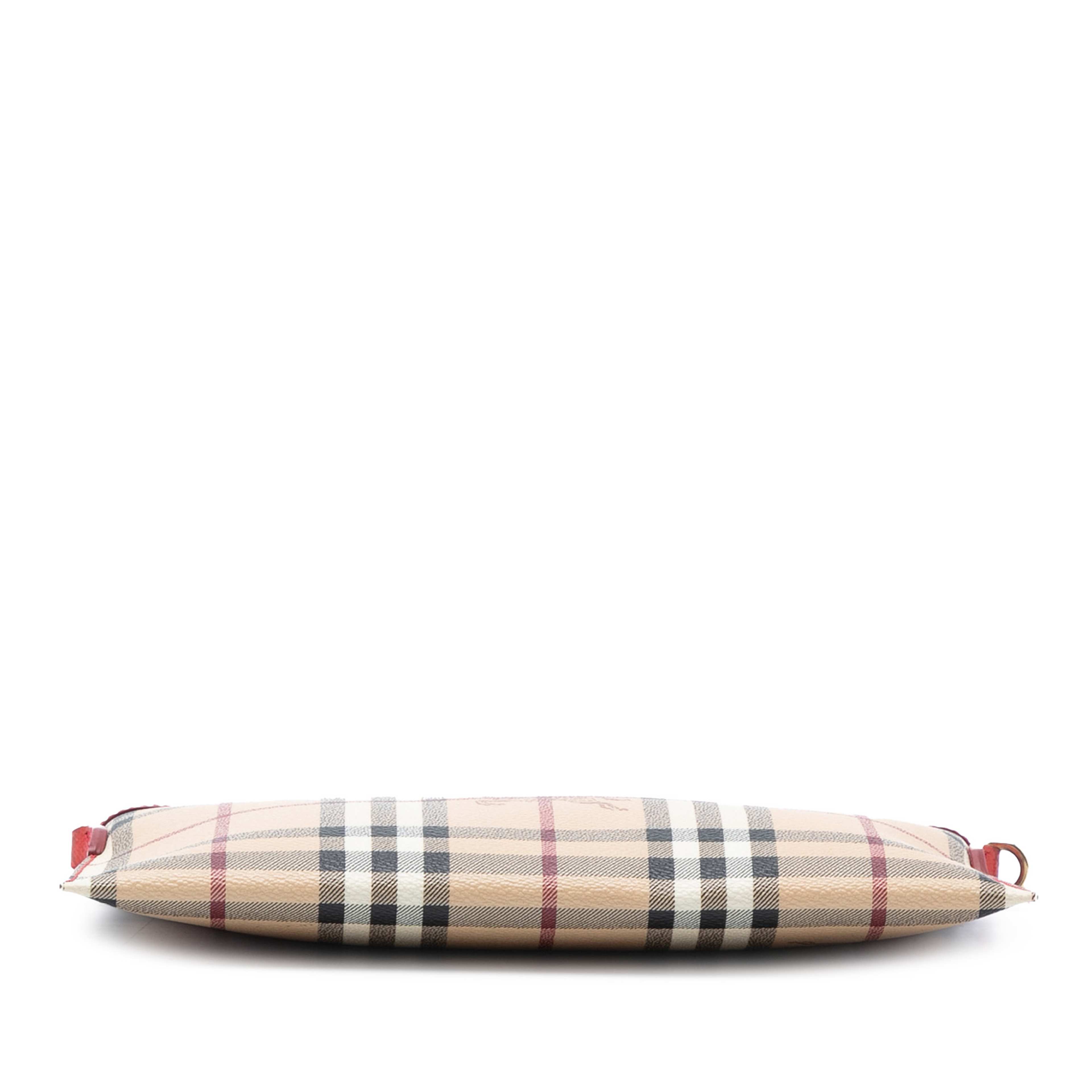 Burberry Haymarket Check Coated Canvas Peyton Crossbody, från Luxclusif, i färgen beige. Klicka för att öppna bilden i stort format