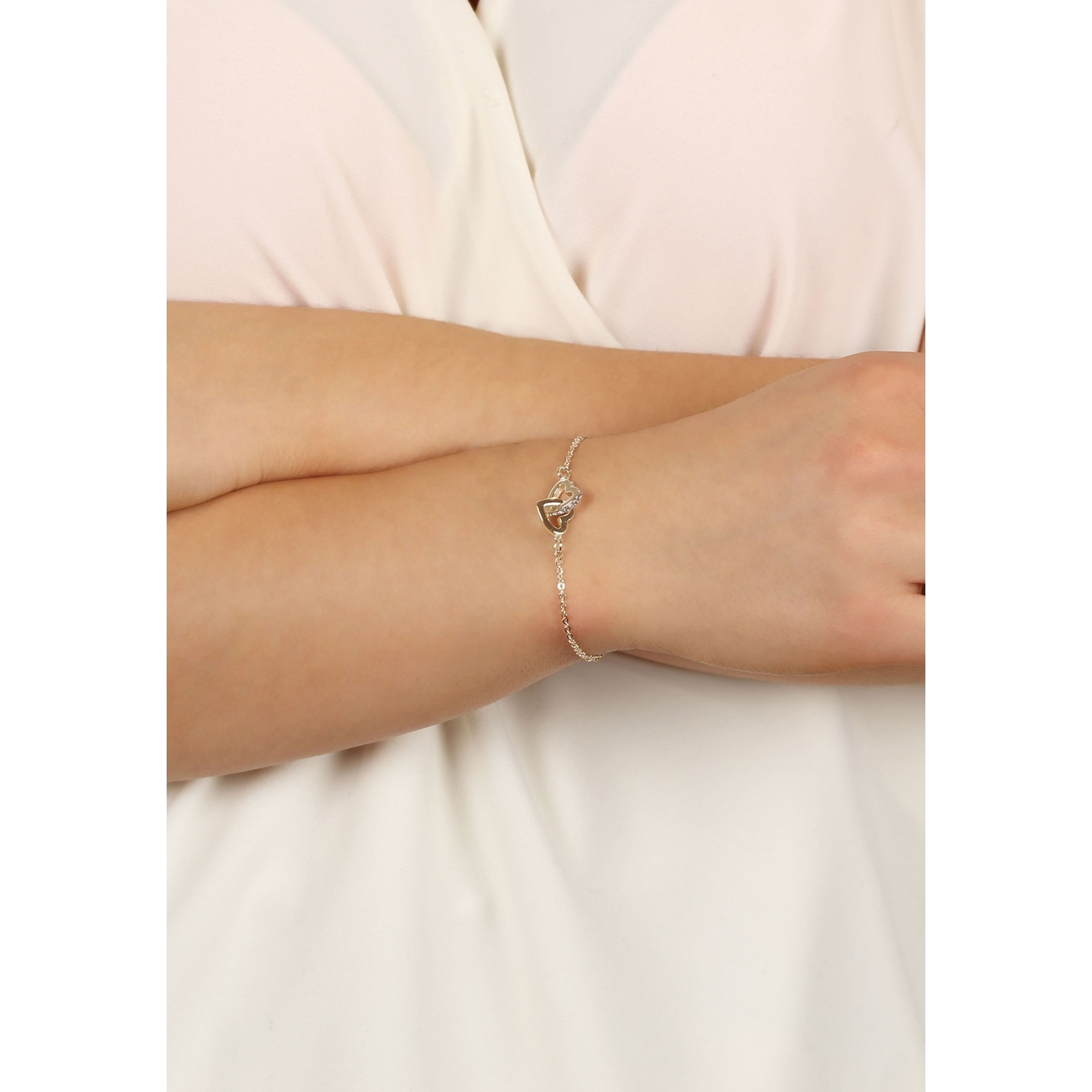 Connected Chain Brace Heart
