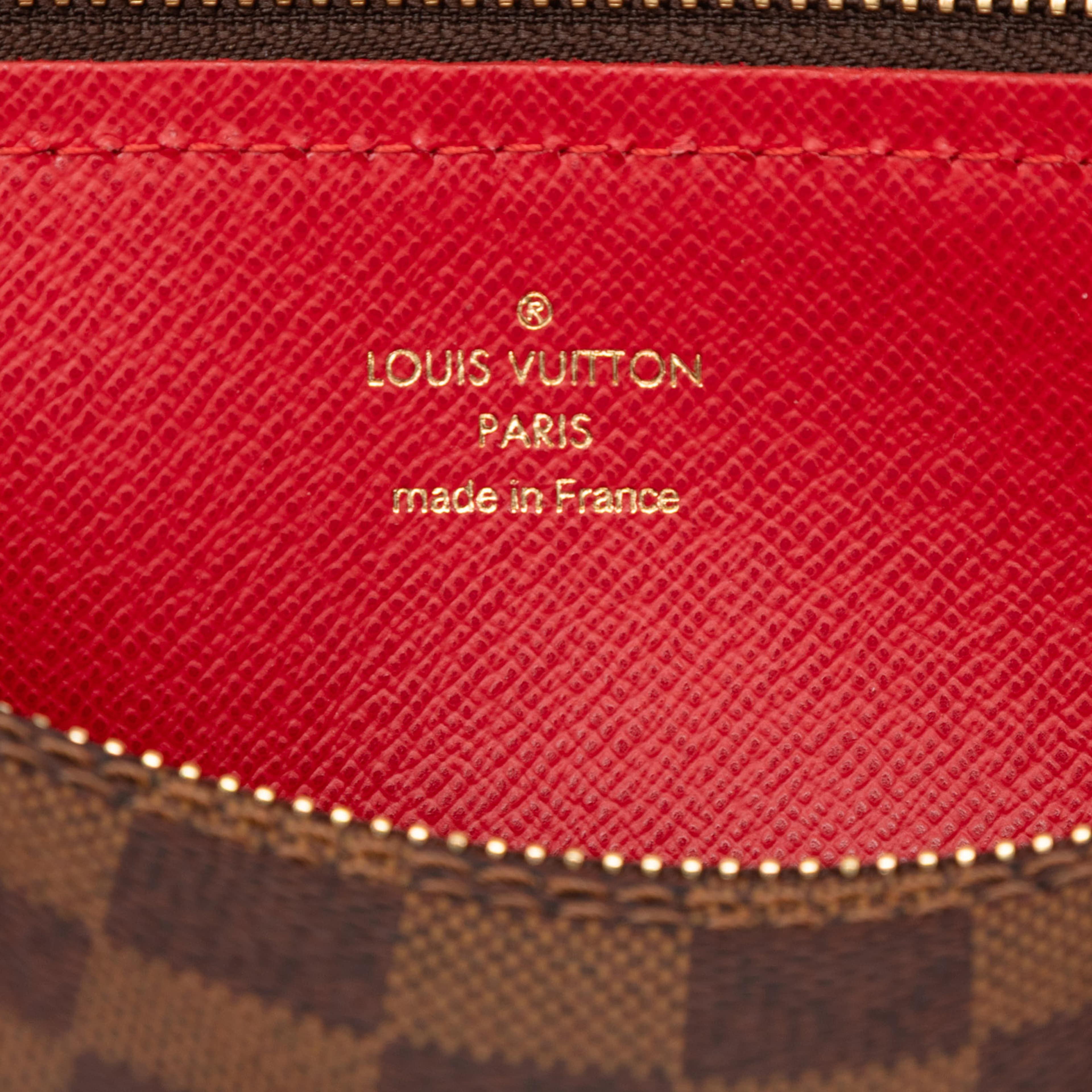 Louis Vuitton Damier Ebene Papillon 30, från Luxclusif, i färgen brown. Klicka för att öppna bilden i stort format