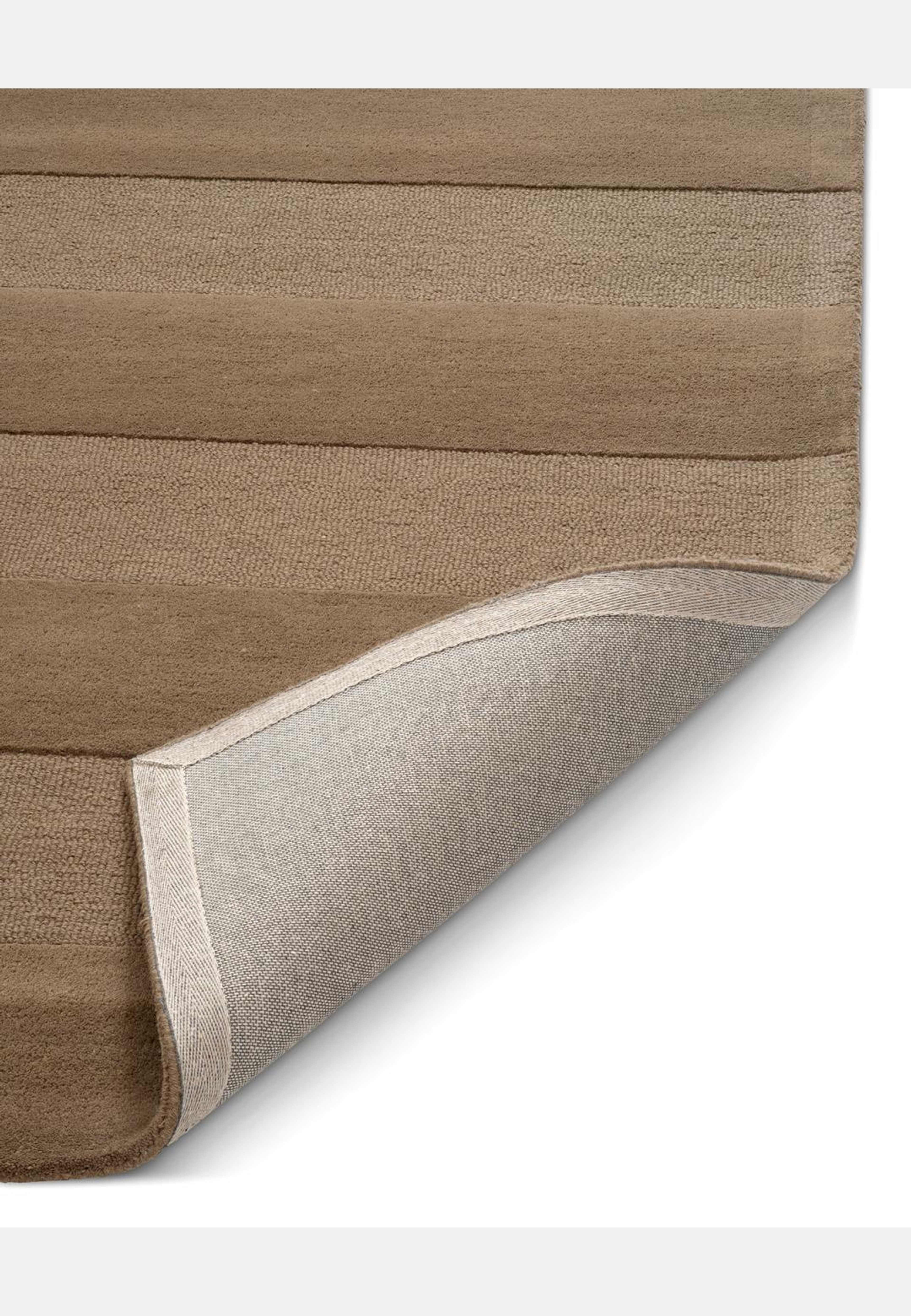 Matta Stripe Boucle, från Classic Collection, i färgen brun. Klicka för att öppna bilden i stort format