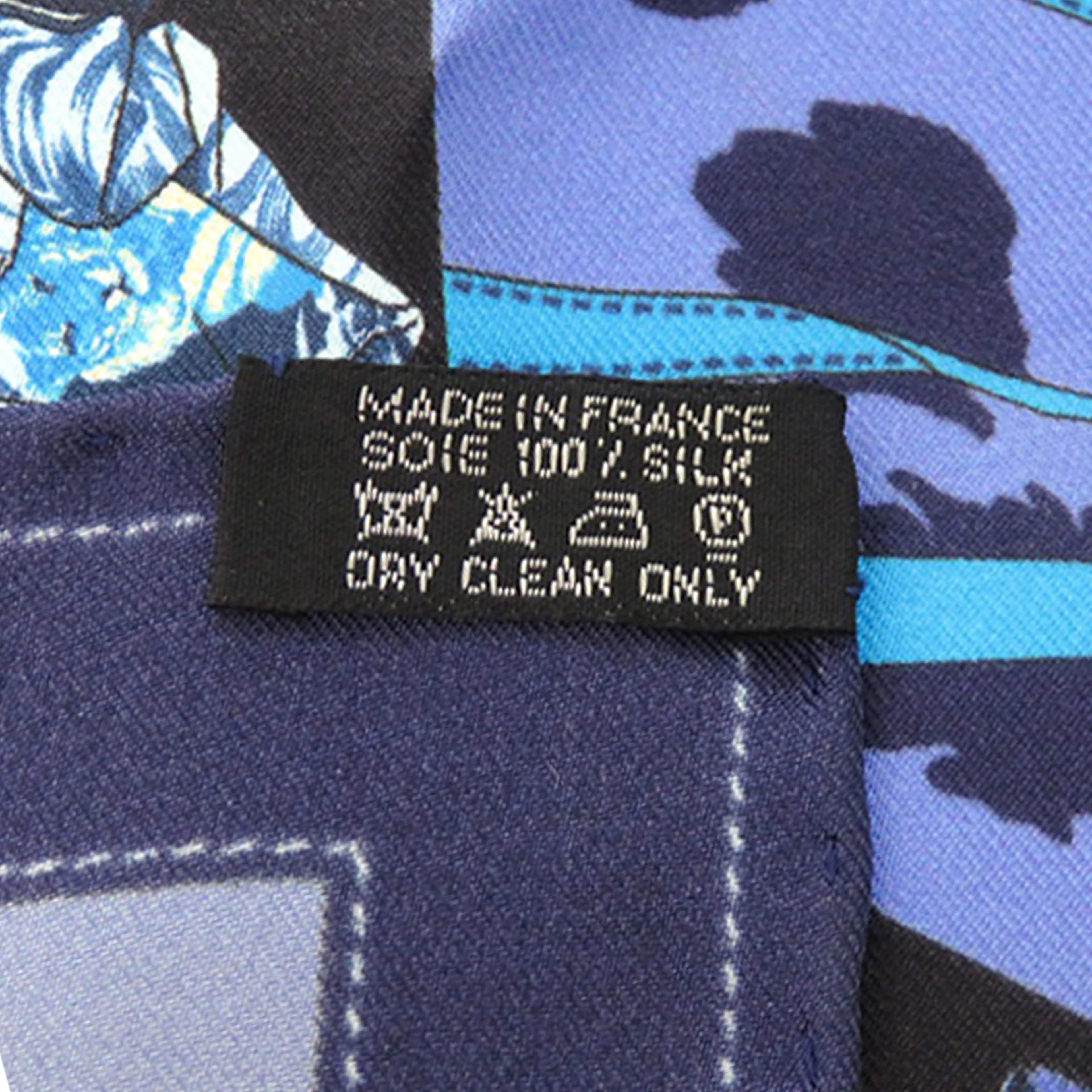 Hermès Monsieur Et Madame Silk Scarf, från Luxclusif, i färgen blue. Klicka för att öppna bilden i stort format