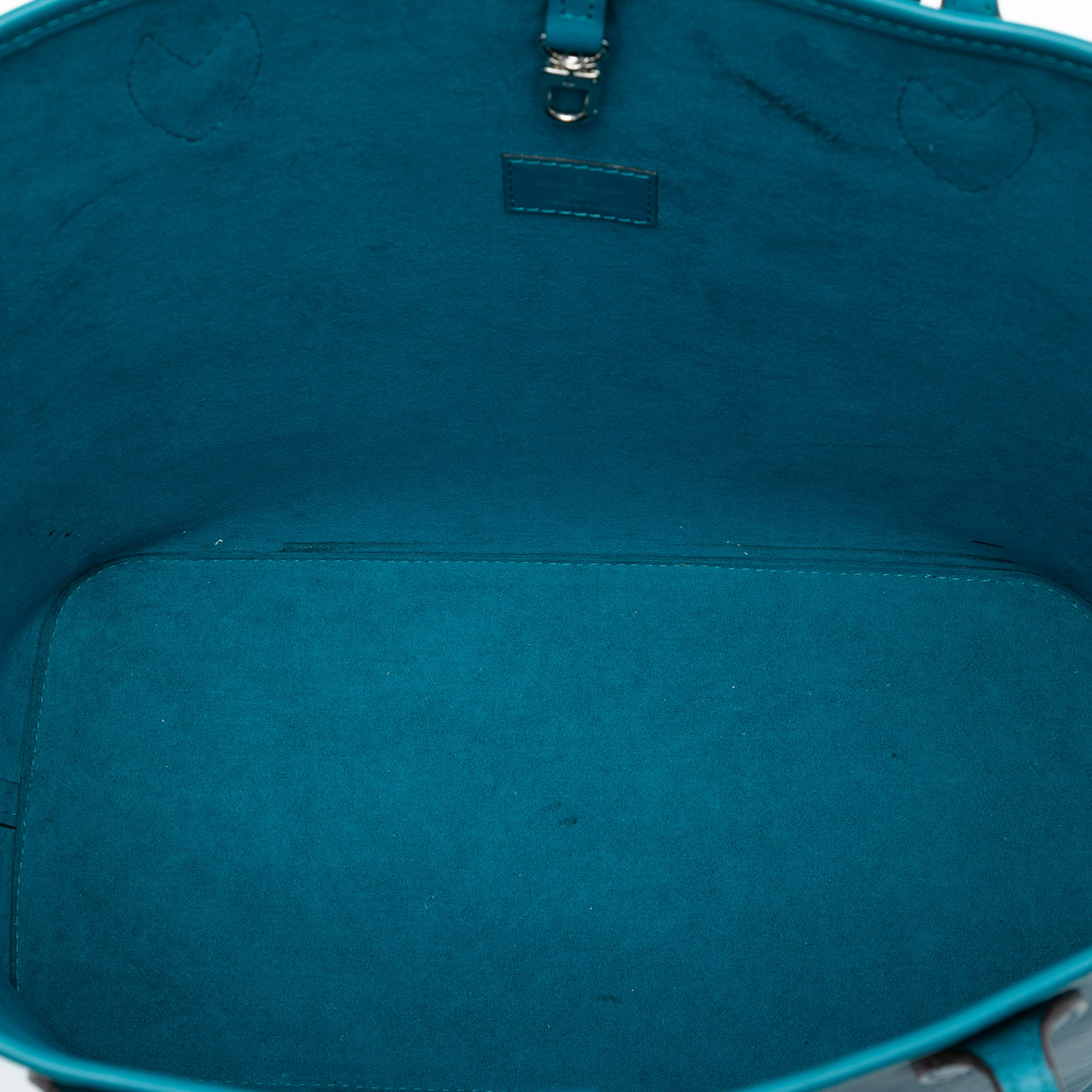 Louis Vuitton Epi Neverfull Mm, från Luxclusif, i färgen turquoise. Klicka för att öppna bilden i stort format