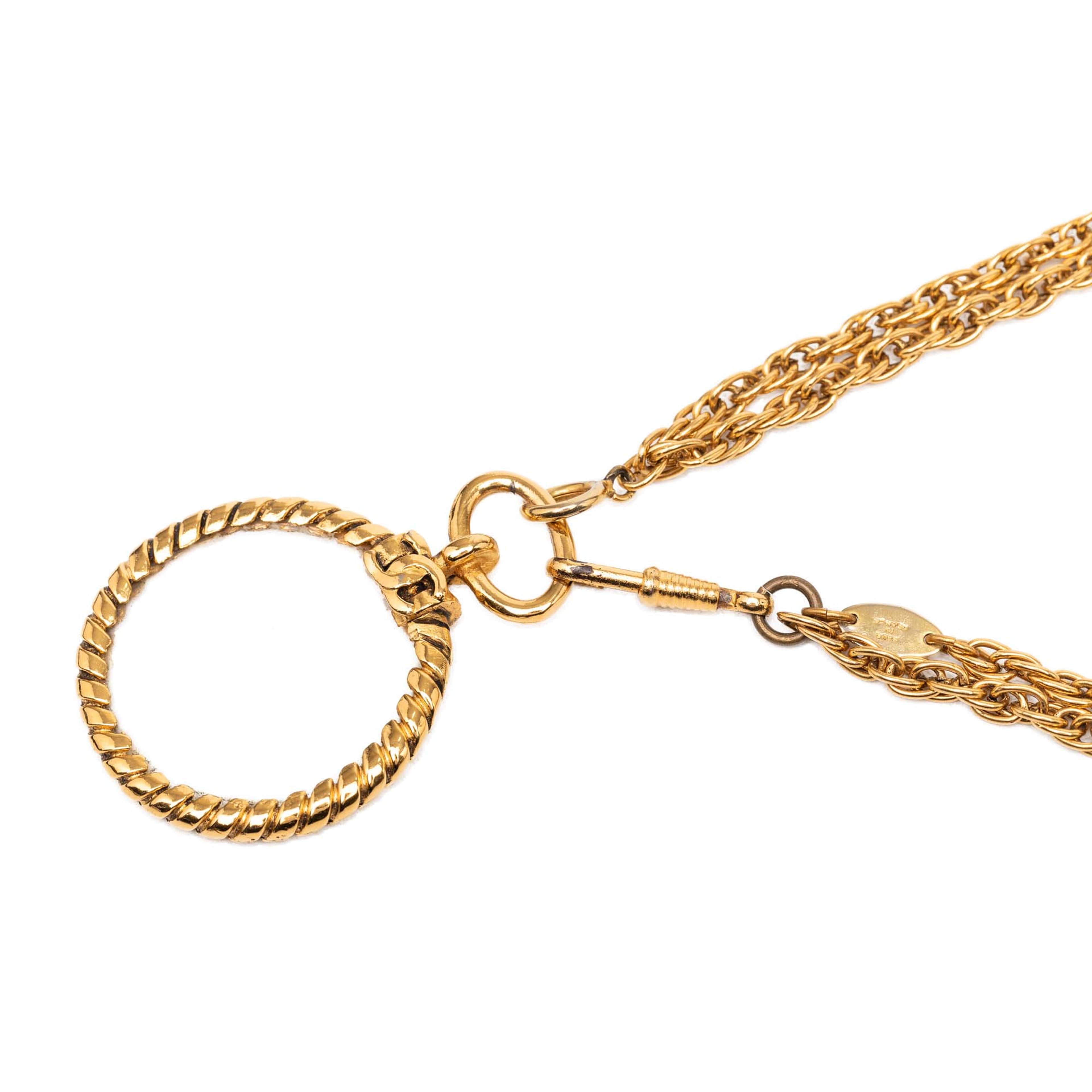 Chanel Cc Gold Plated Double Chain Loupe Magnifying Glass Pendant Necklace, från Luxclusif, i färgen guld. Klicka för att öppna bilden i stort format