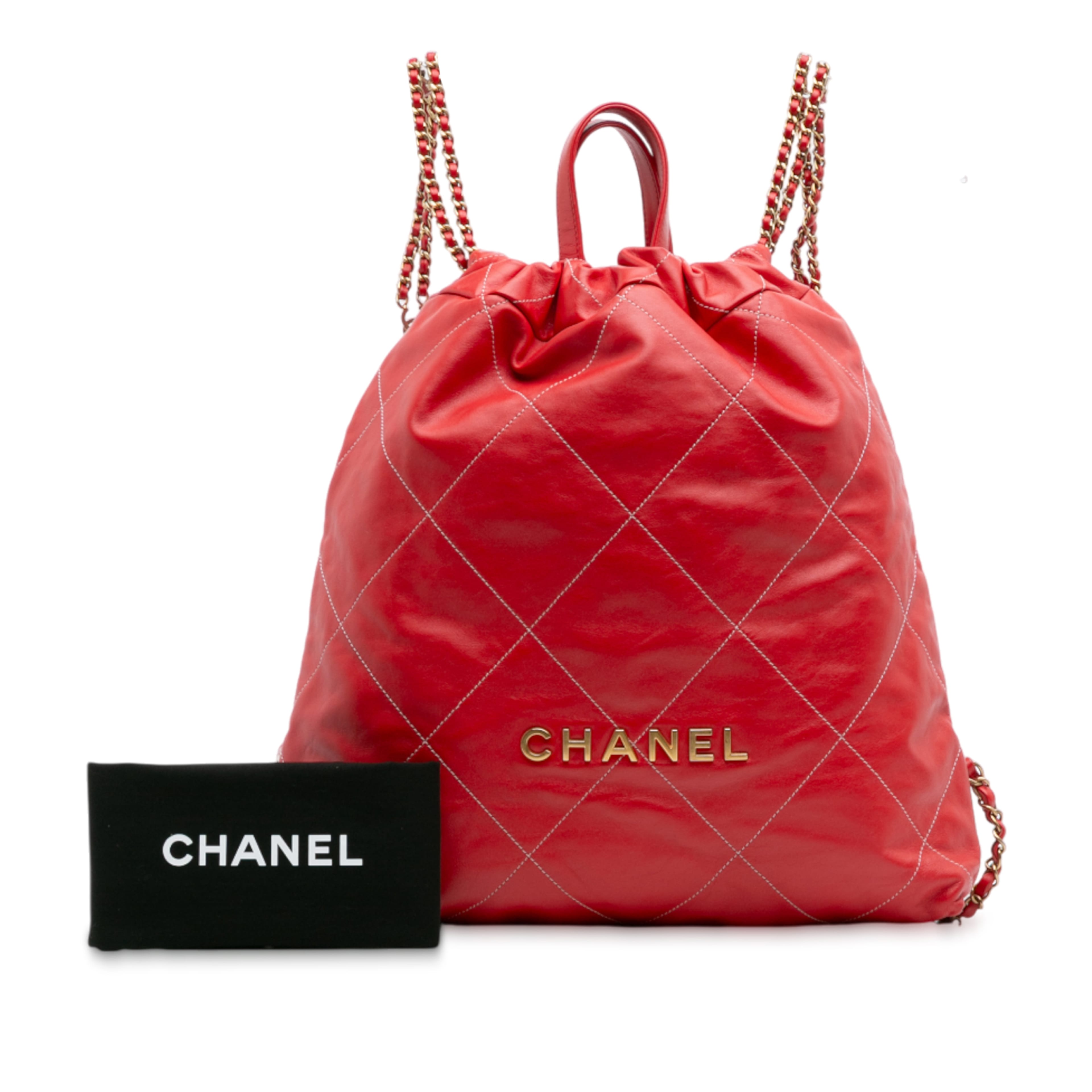 Chanel Large Quilted Shiny Calfskin 22 Backpack, från Luxclusif, i färgen röd. Klicka för att öppna bilden i stort format