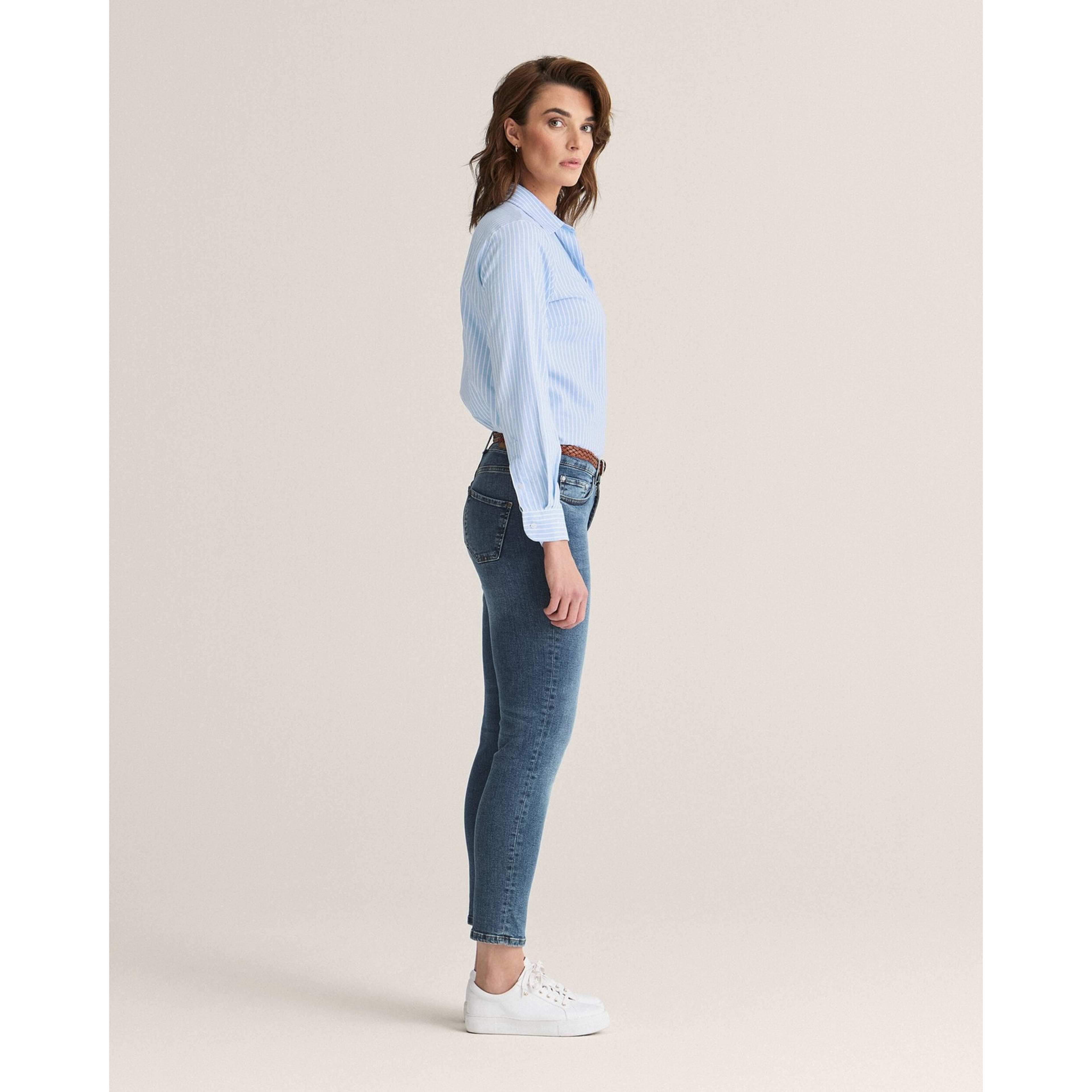 Nora Stonewash, från Newhouse, i färgen blå. Klicka för att öppna bilden i stort format