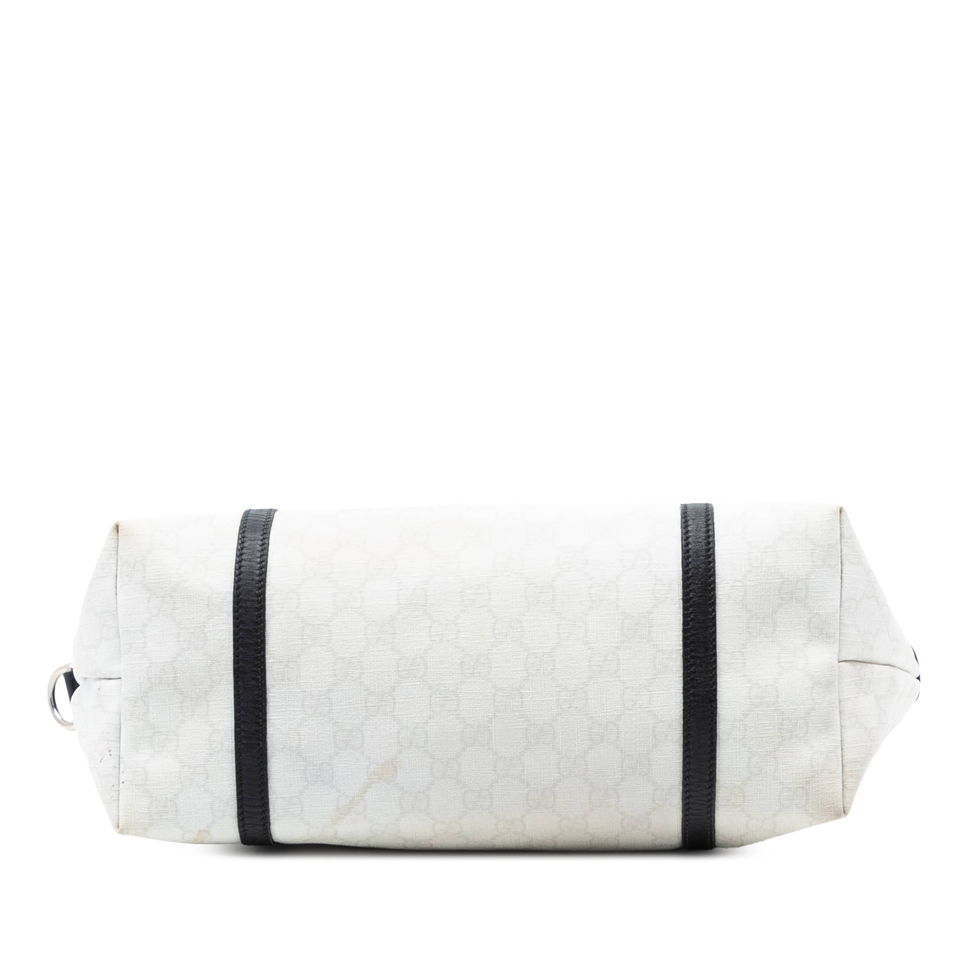 Gucci Medium Gg Supreme Joy Tote, från Luxclusif, i färgen white. Klicka för att öppna bilden i stort format