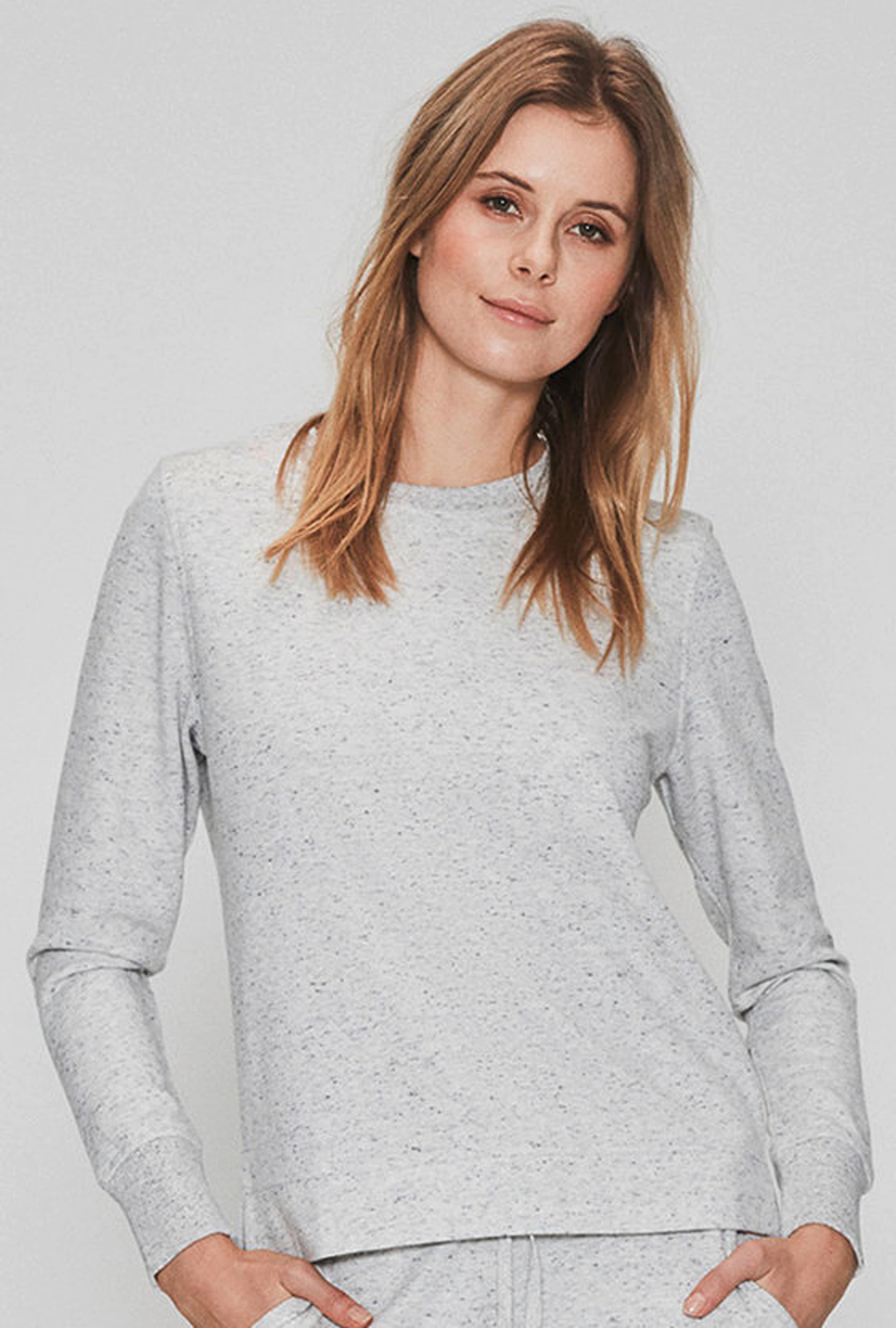 Sweatshirt - Bambu, från JBS of Denmark, i färgen light grey melange. Klicka för att öppna bilden i stort format