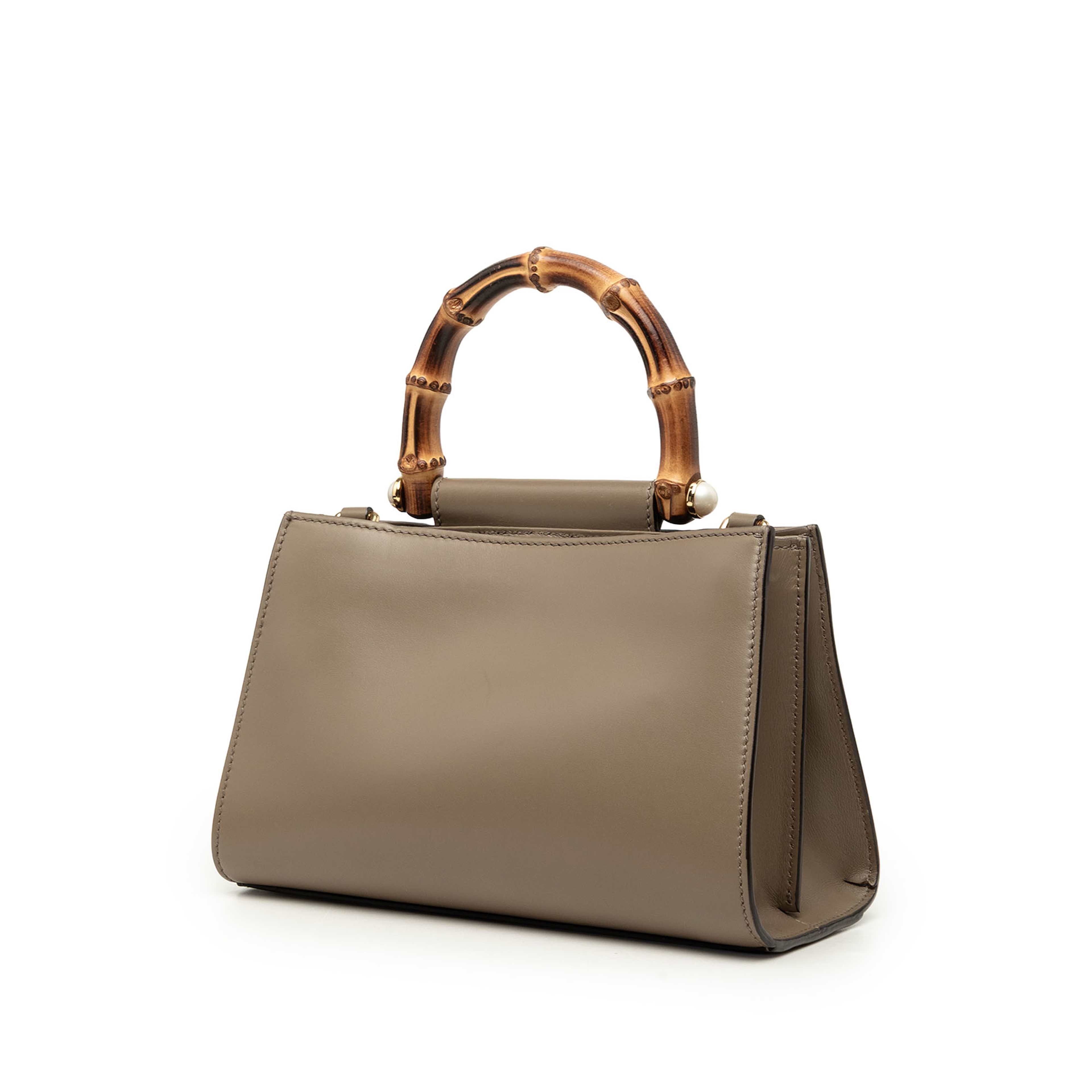 Gucci Mini Calfskin Web Bamboo Nymphaea Satchel, från Luxclusif, i färgen brun. Klicka för att öppna bilden i stort format