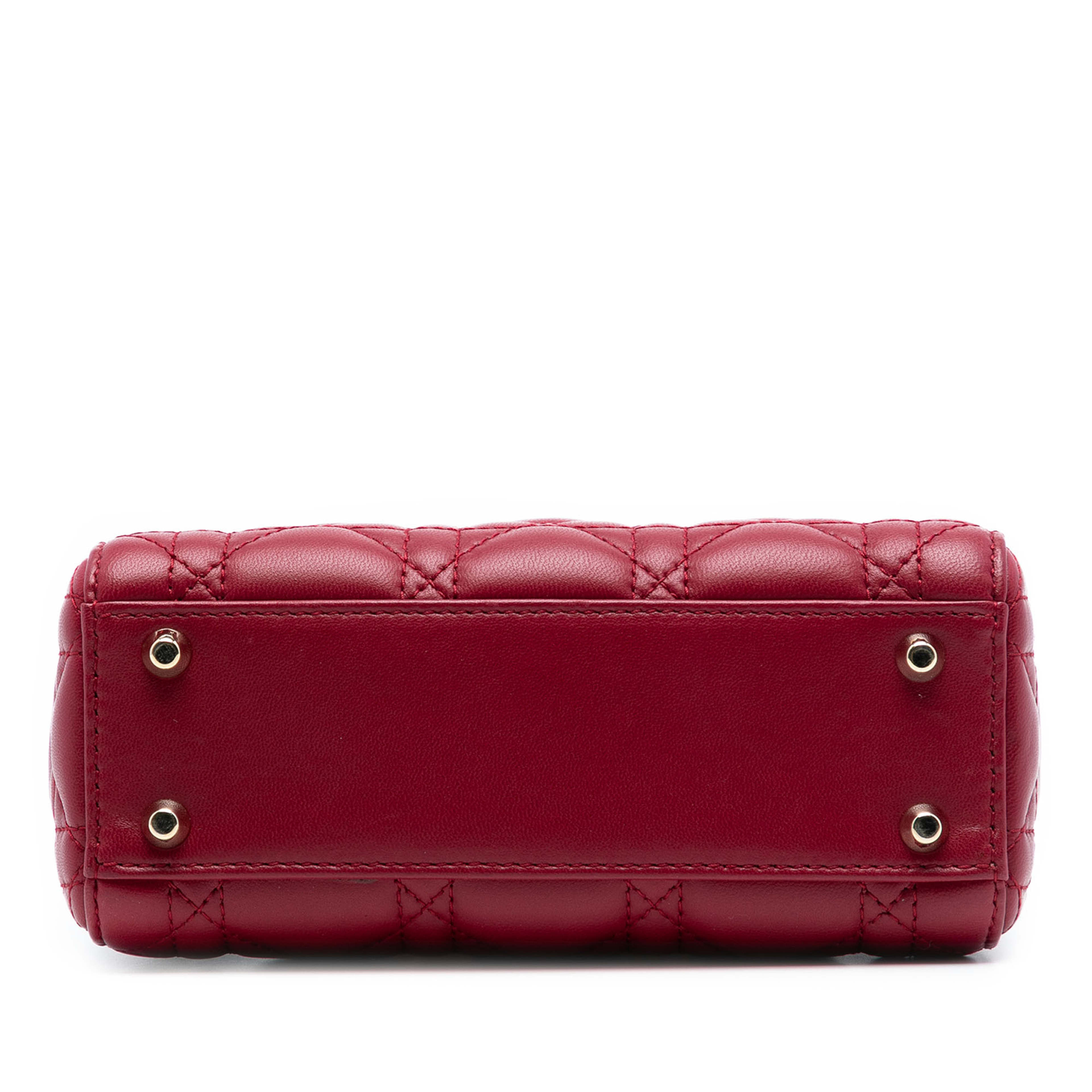 Dior Mini Lambskin Cannage Lady Dior, från Luxclusif, i färgen dark red. Klicka för att öppna bilden i stort format