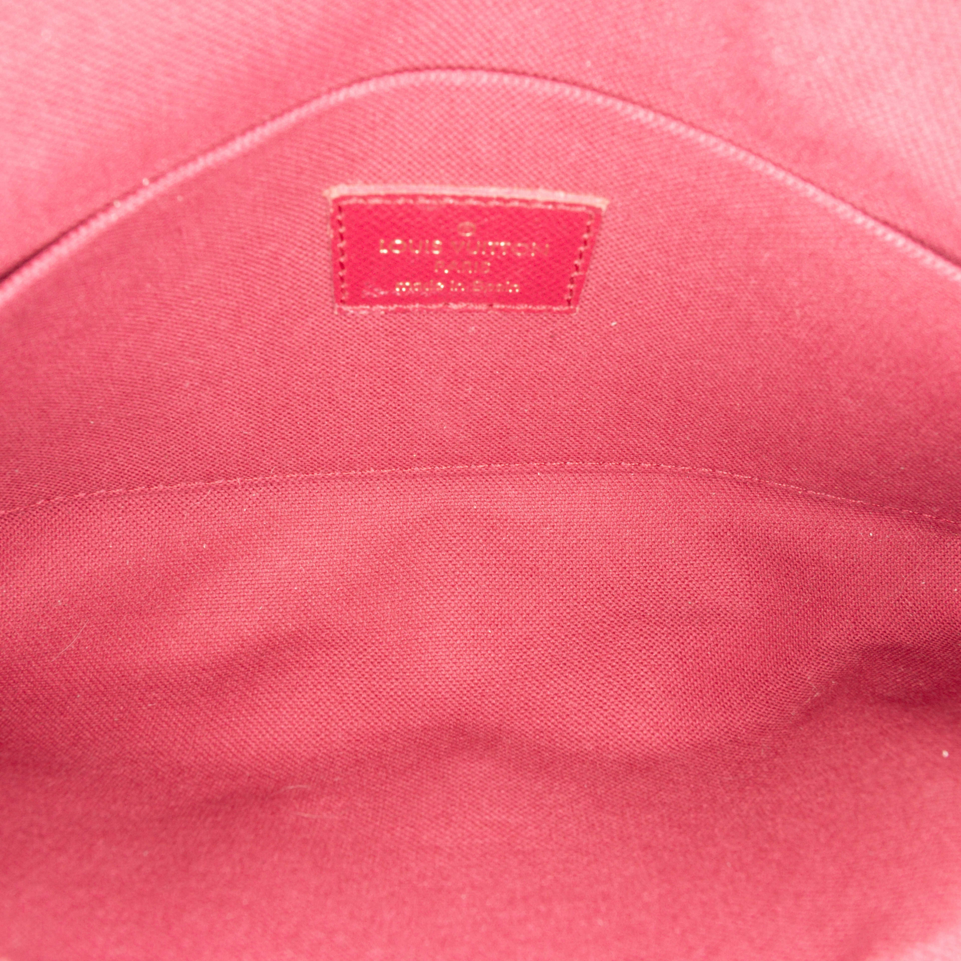 Louis Vuitton Monogram Pochette Felicie, från Luxclusif, i färgen brown. Klicka för att öppna bilden i stort format