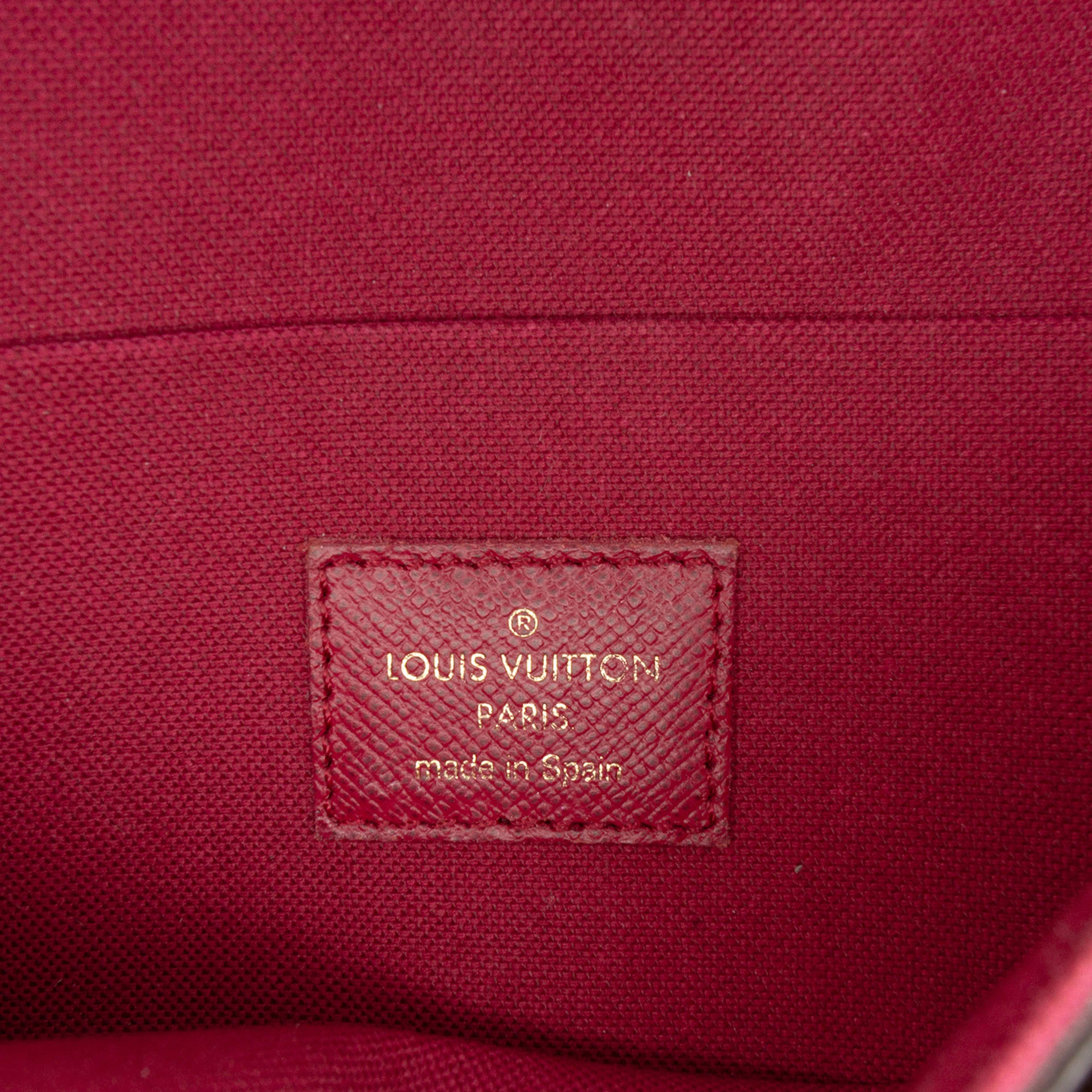 Louis Vuitton Monogram Pochette Felicie, från Luxclusif, i färgen brown. Klicka för att öppna bilden i stort format