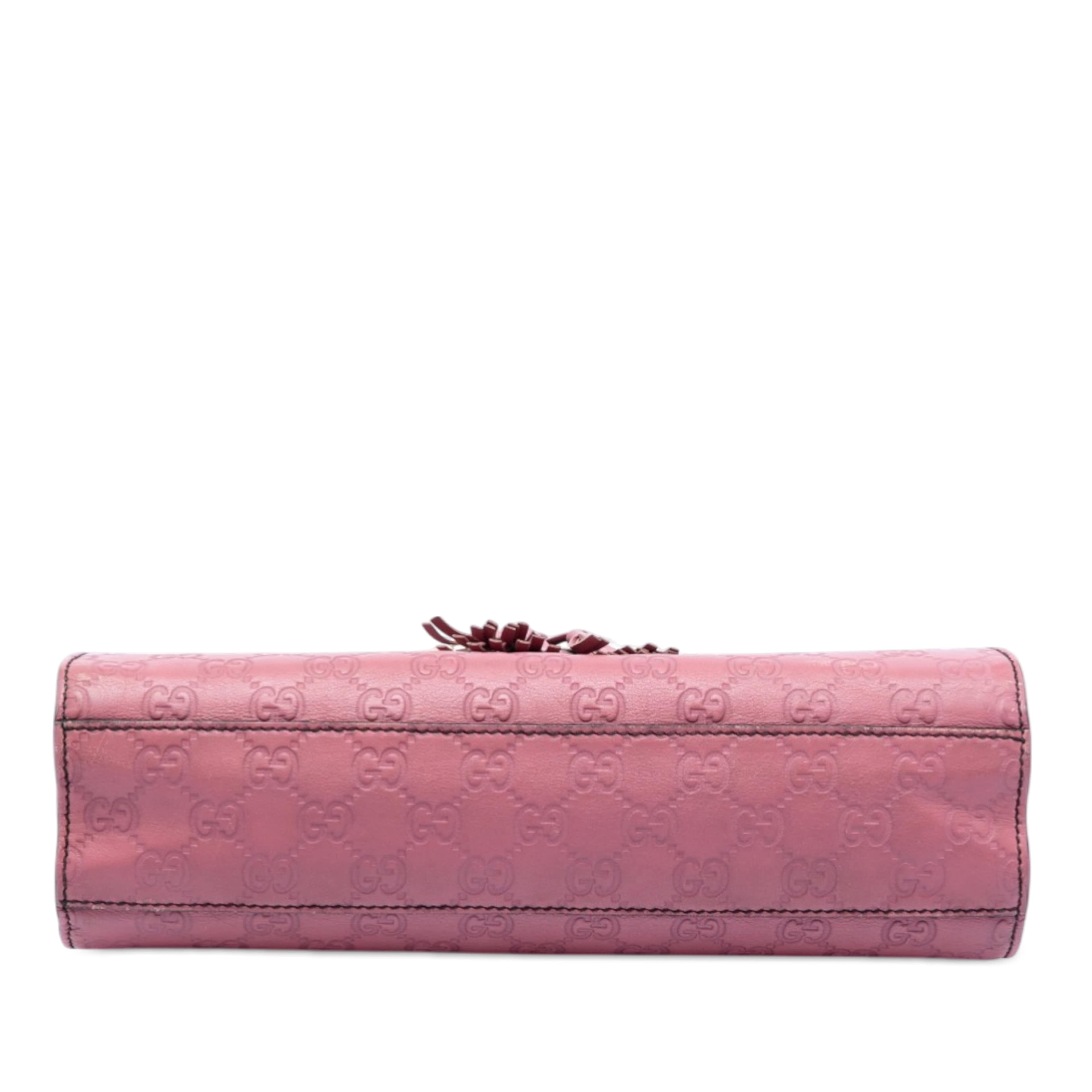 Gucci Medium Guccissima Emily Shoulder Bag, från Luxclusif, i färgen pink. Klicka för att öppna bilden i stort format