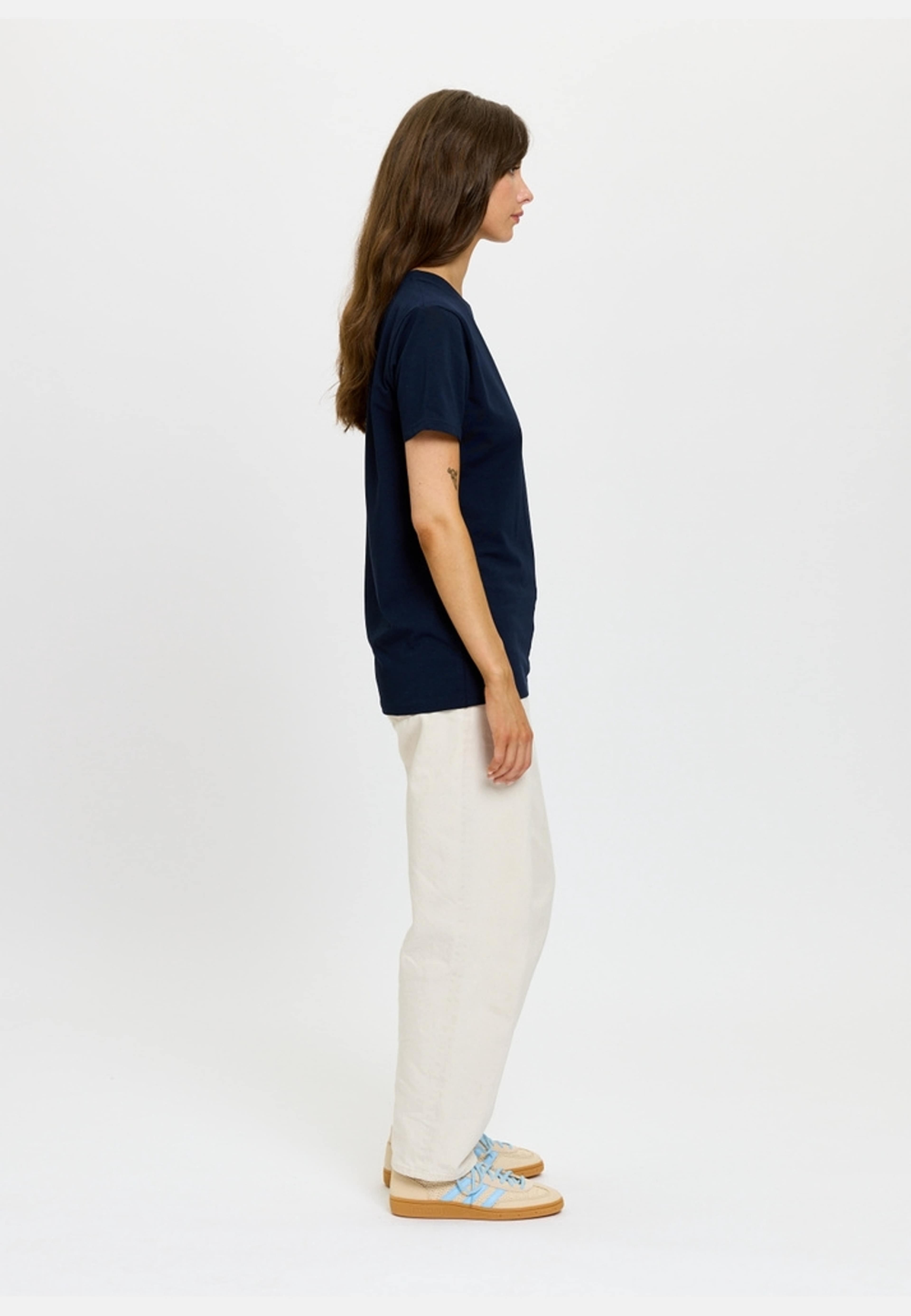 T-shirt Räkhjärta Navy Unisex, från emmamalena, i färgen marinblå. Klicka för att öppna bilden i stort format
