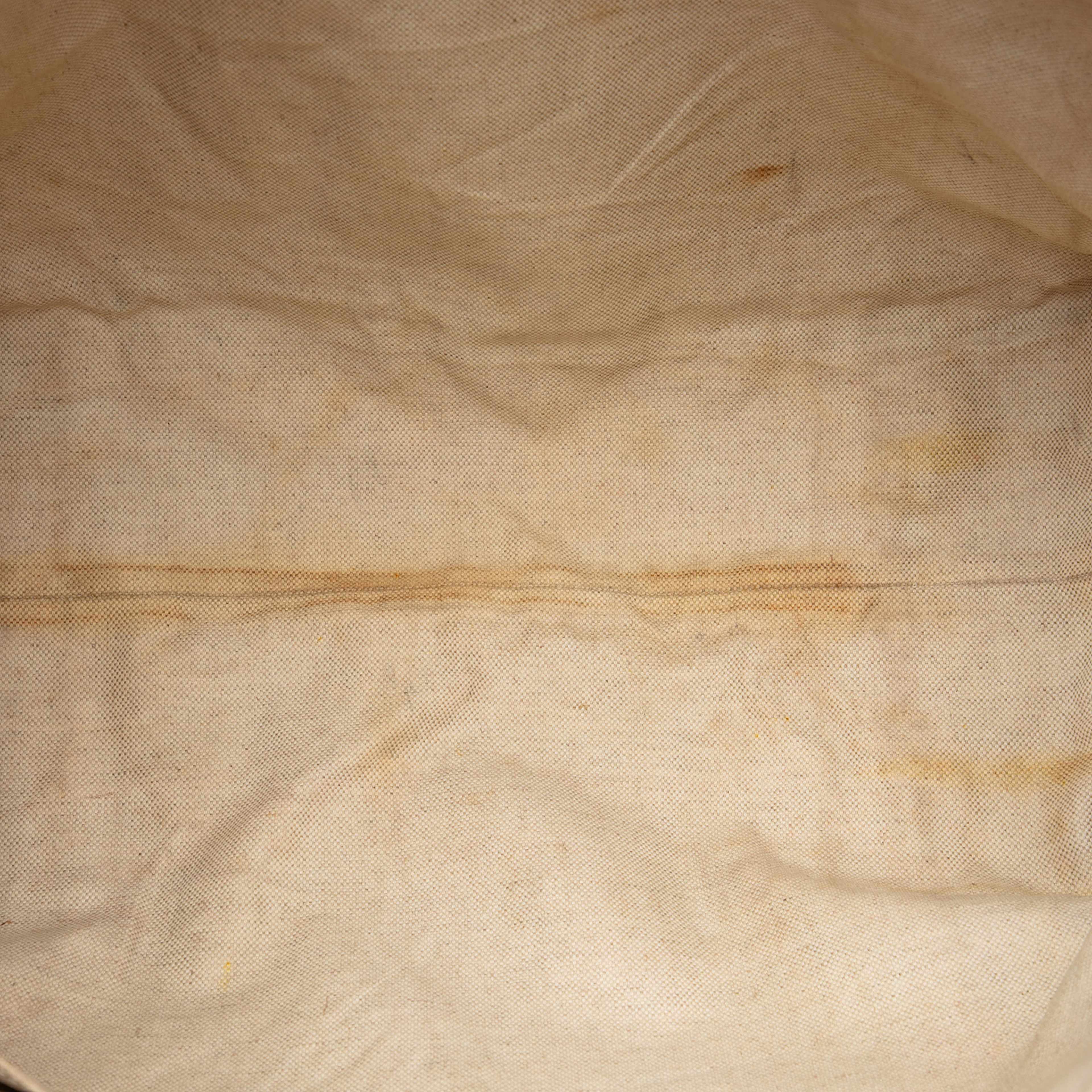 Gucci Gg Canvas Twins Tote, från Luxclusif, i färgen beige. Klicka för att öppna bilden i stort format