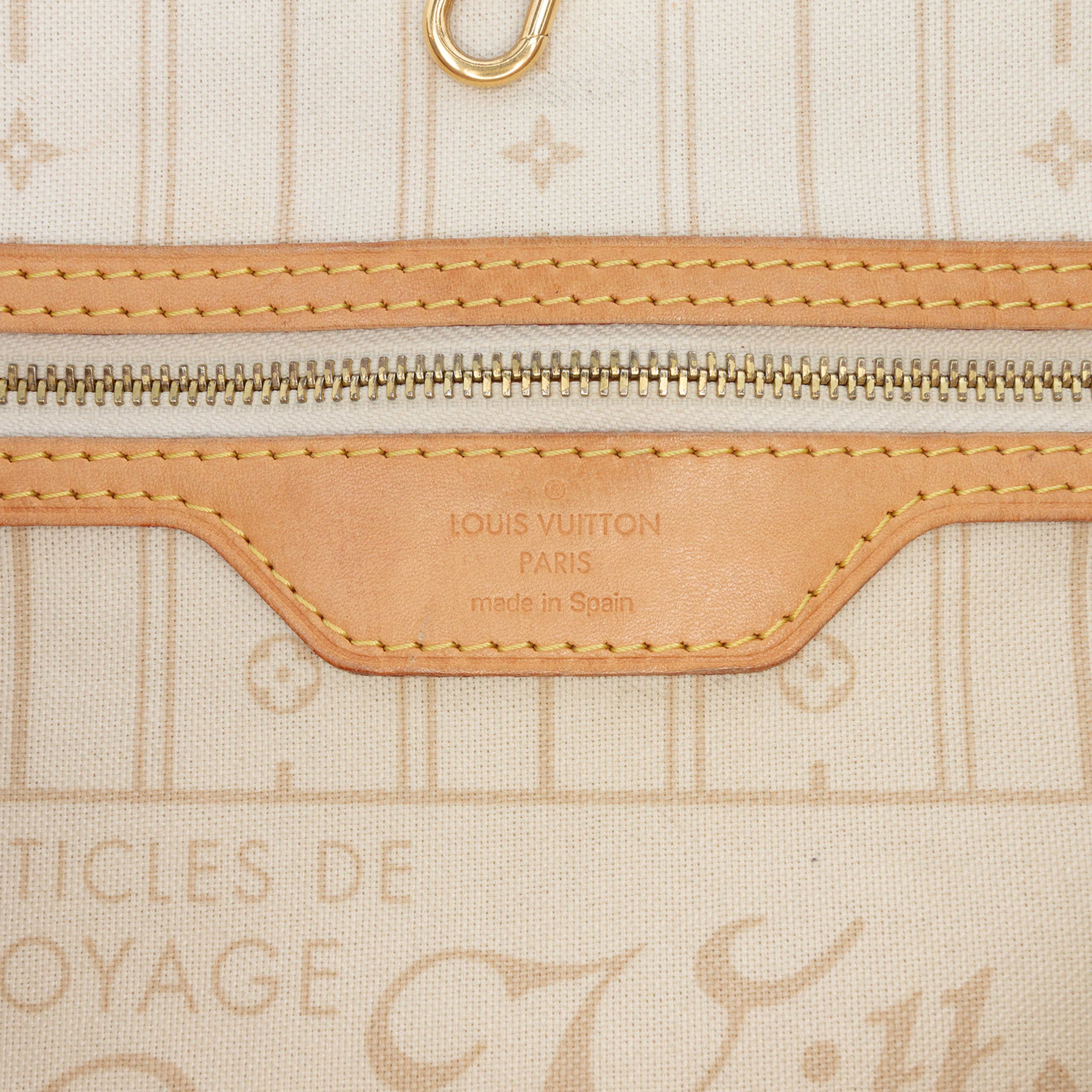 Louis Vuitton Damier Azur Neverfull Mm, från Luxclusif, i färgen white. Klicka för att öppna bilden i stort format