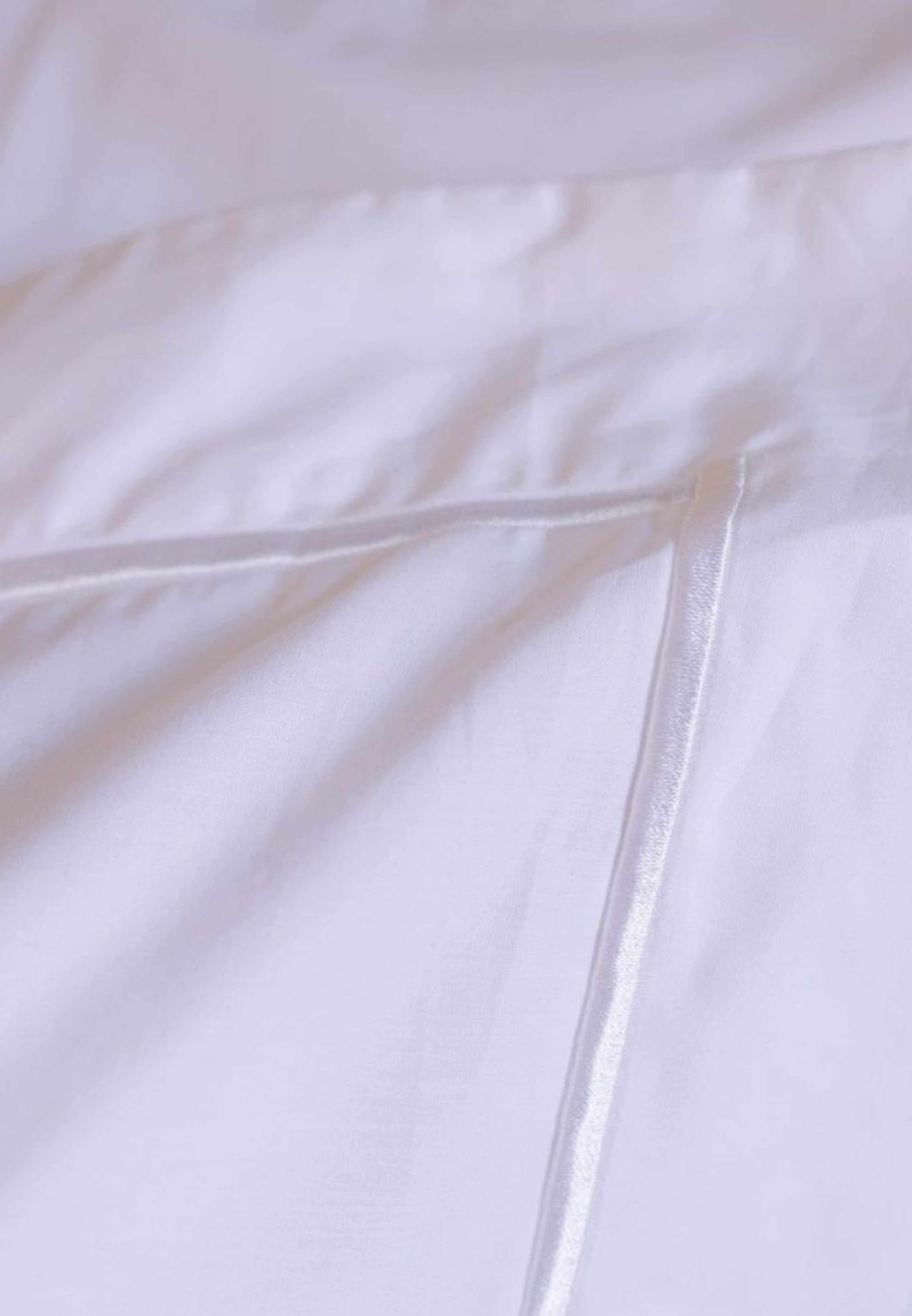 Ralph - Örngott 50x90, från Home of ESS, i färgen white. Klicka för att öppna bilden i stort format