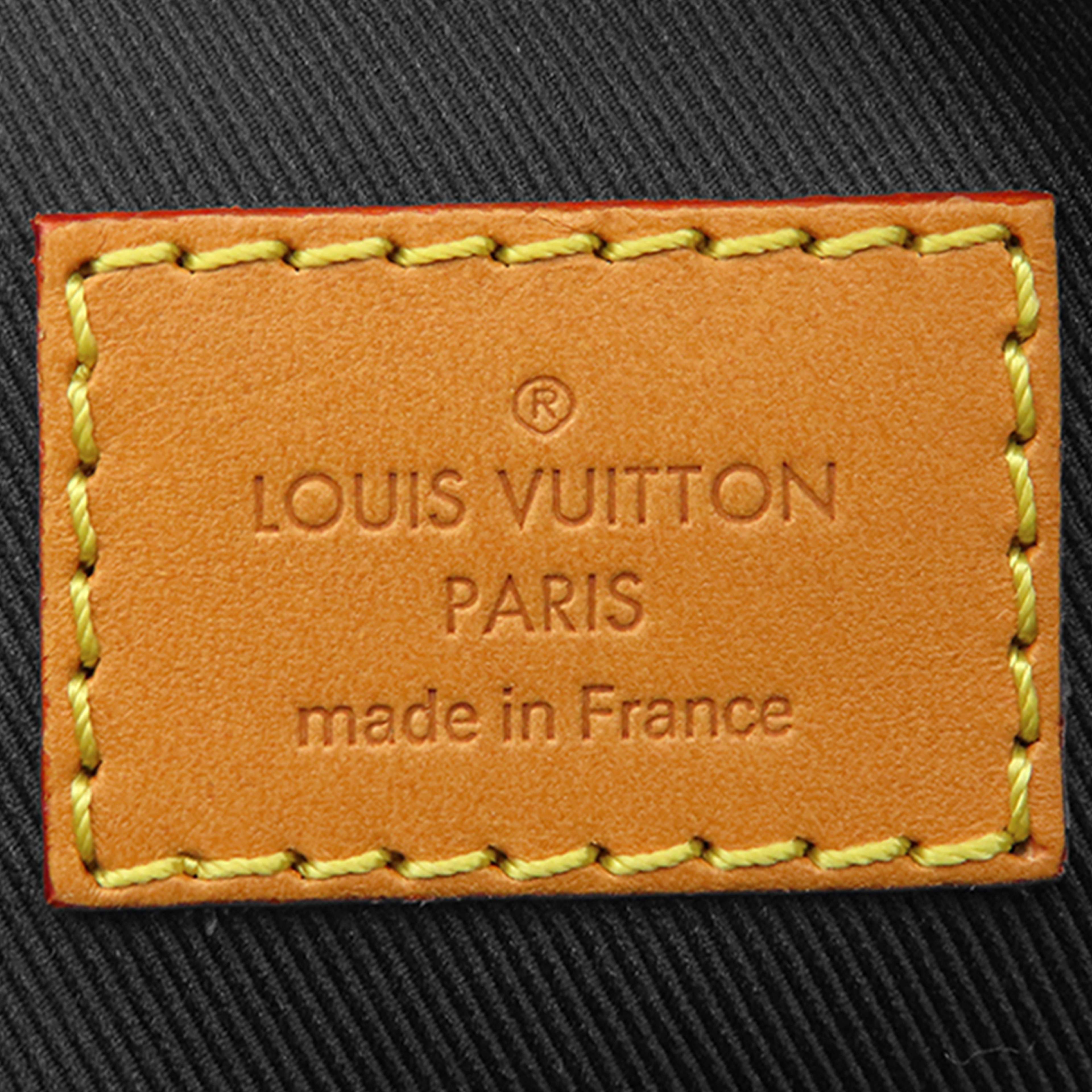 Louis Vuitton Nigo Giant Damier Ebene Monogram Amazone Sling Bag, från Luxclusif, i färgen brun. Klicka för att öppna bilden i stort format