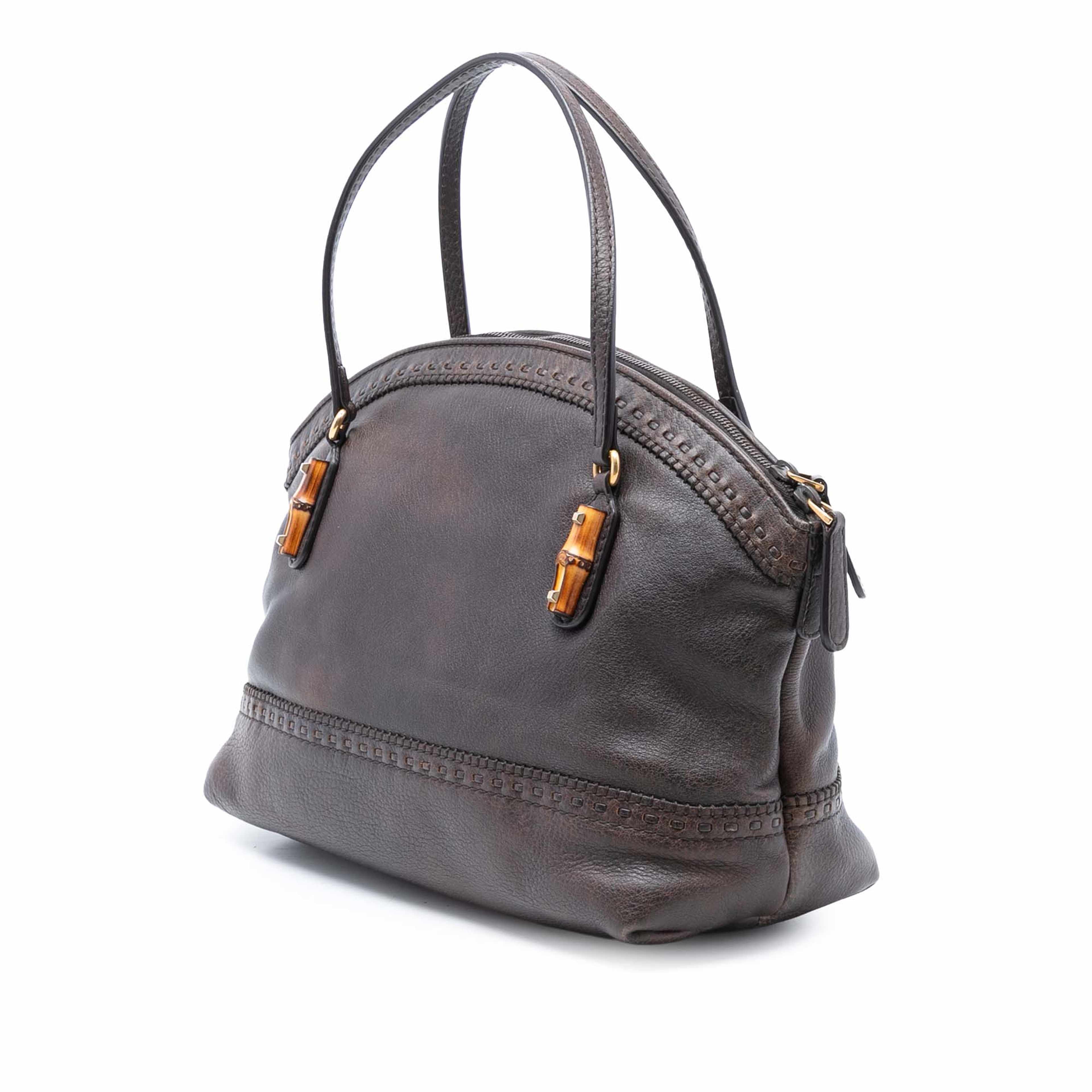 Gucci Leather Laidback Crafty Handbag, från Luxclusif, i färgen dark brown. Klicka för att öppna bilden i stort format