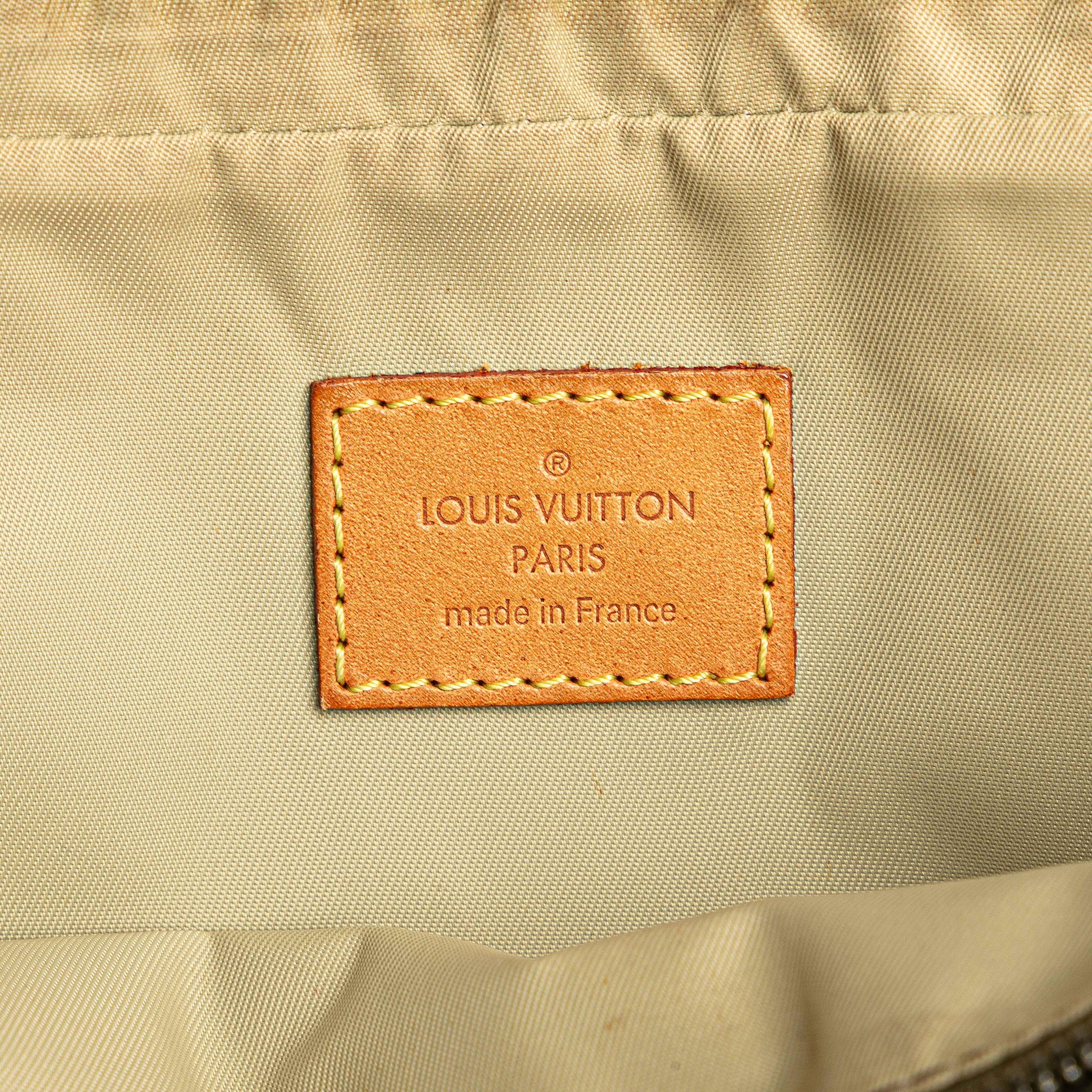 Louis Vuitton Damier Geant Acrobat, från Luxclusif, i färgen brown. Klicka för att öppna bilden i stort format